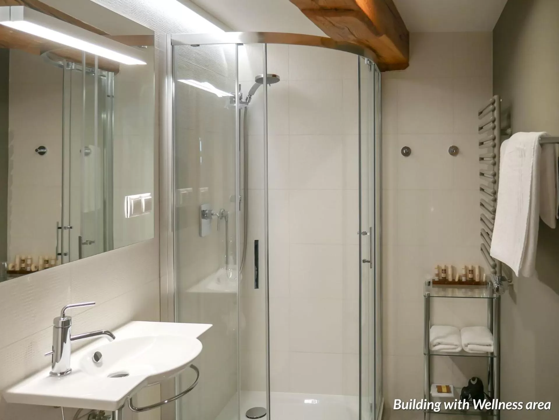 Shower in Hotel Spichrz