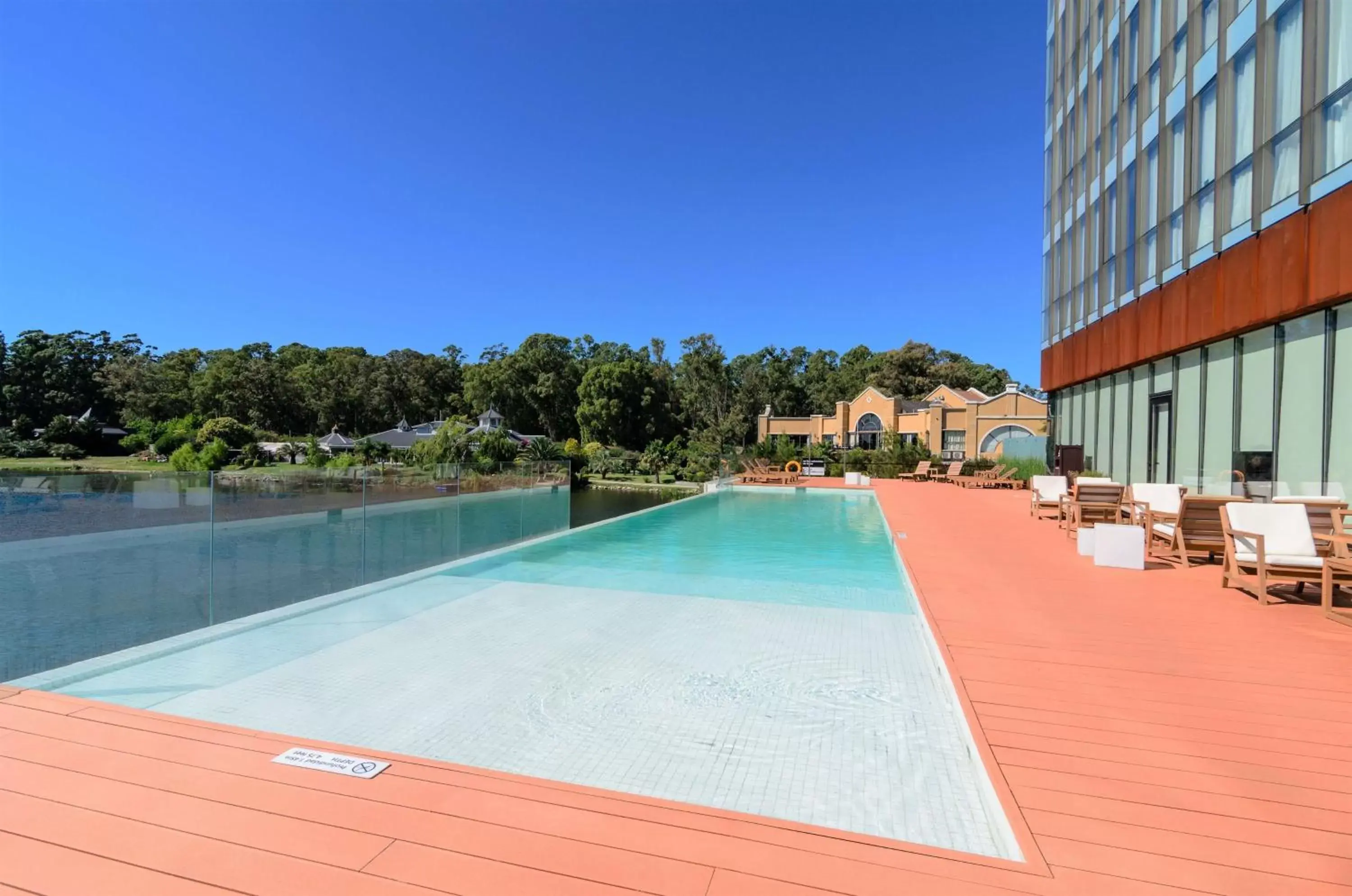 Pool view, Swimming Pool in Hampton By Hilton Montevideo Carrasco