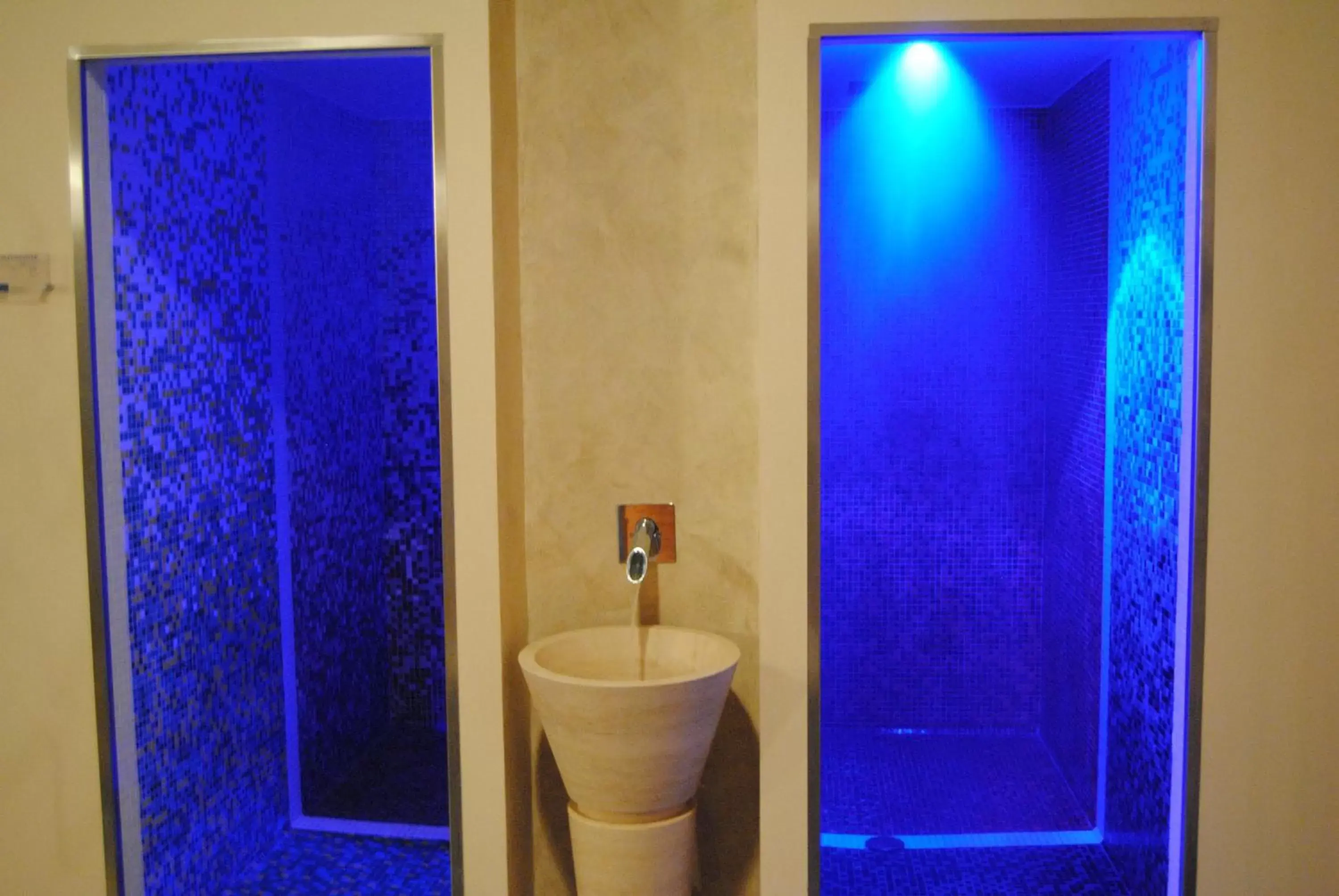 Spa and wellness centre/facilities, Bathroom in Hotel Relax