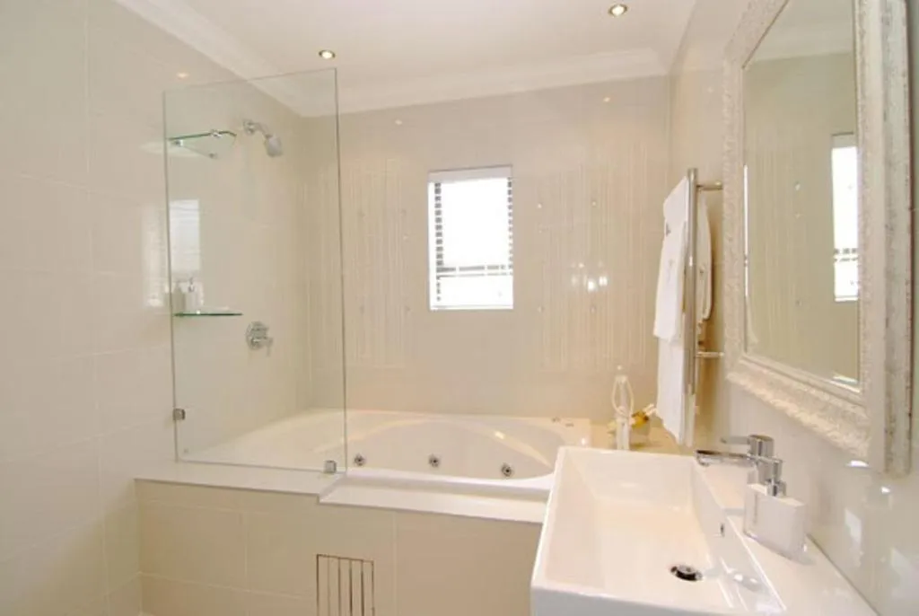 Bathroom in Sanchia Luxury Guest House