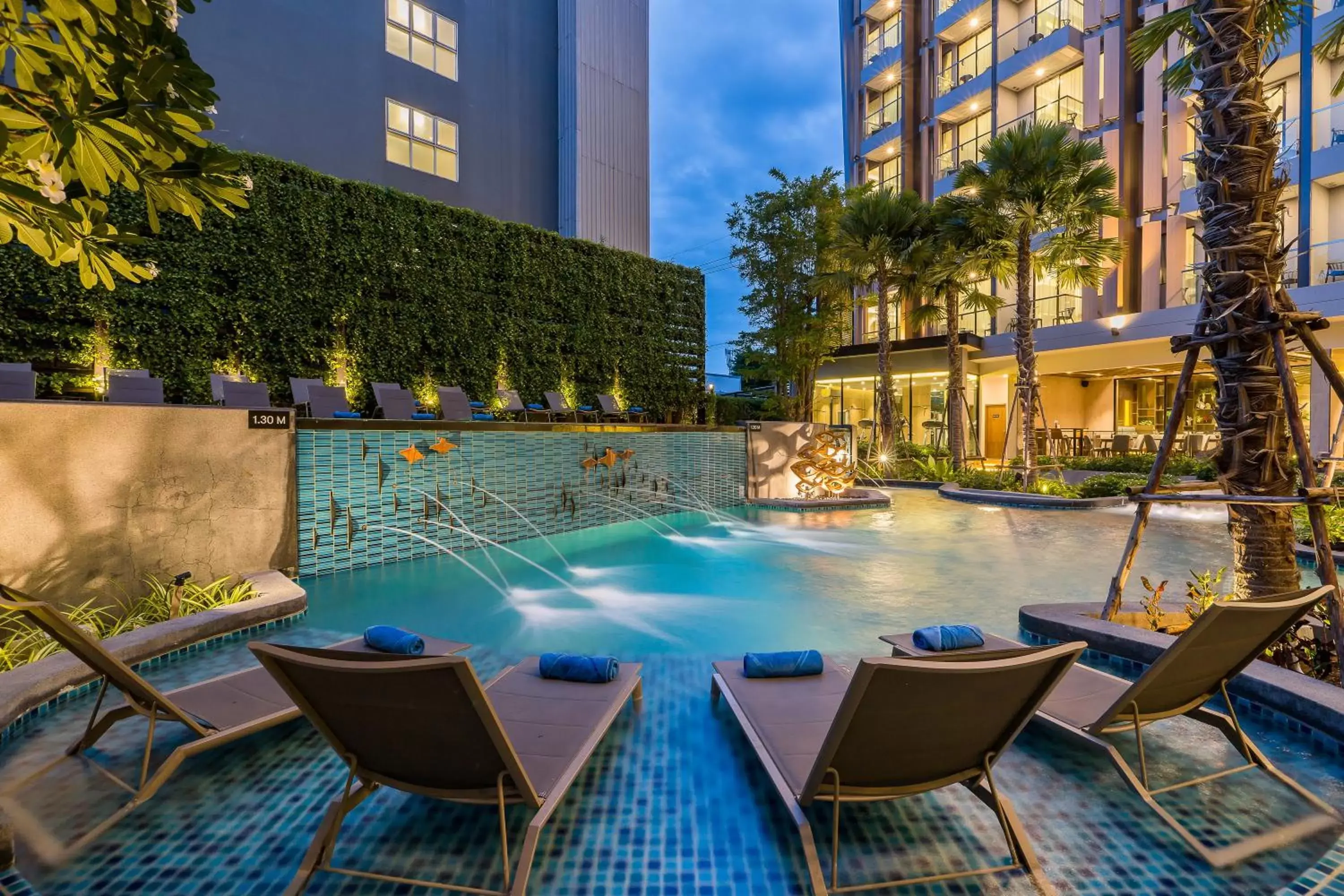 Swimming Pool in Hotel Amber Pattaya