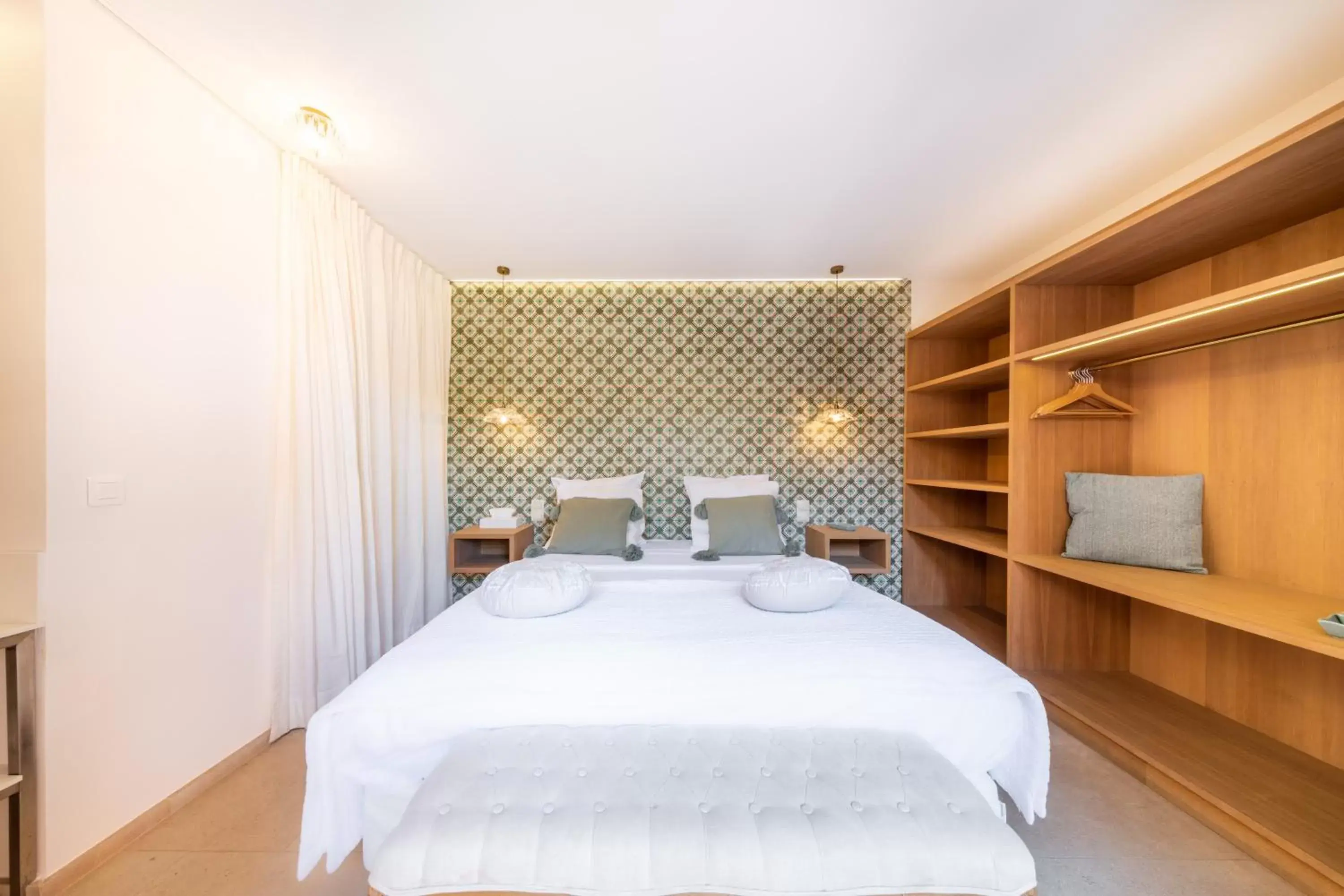 Bedroom, Bed in Les Capucines Saint Tropez