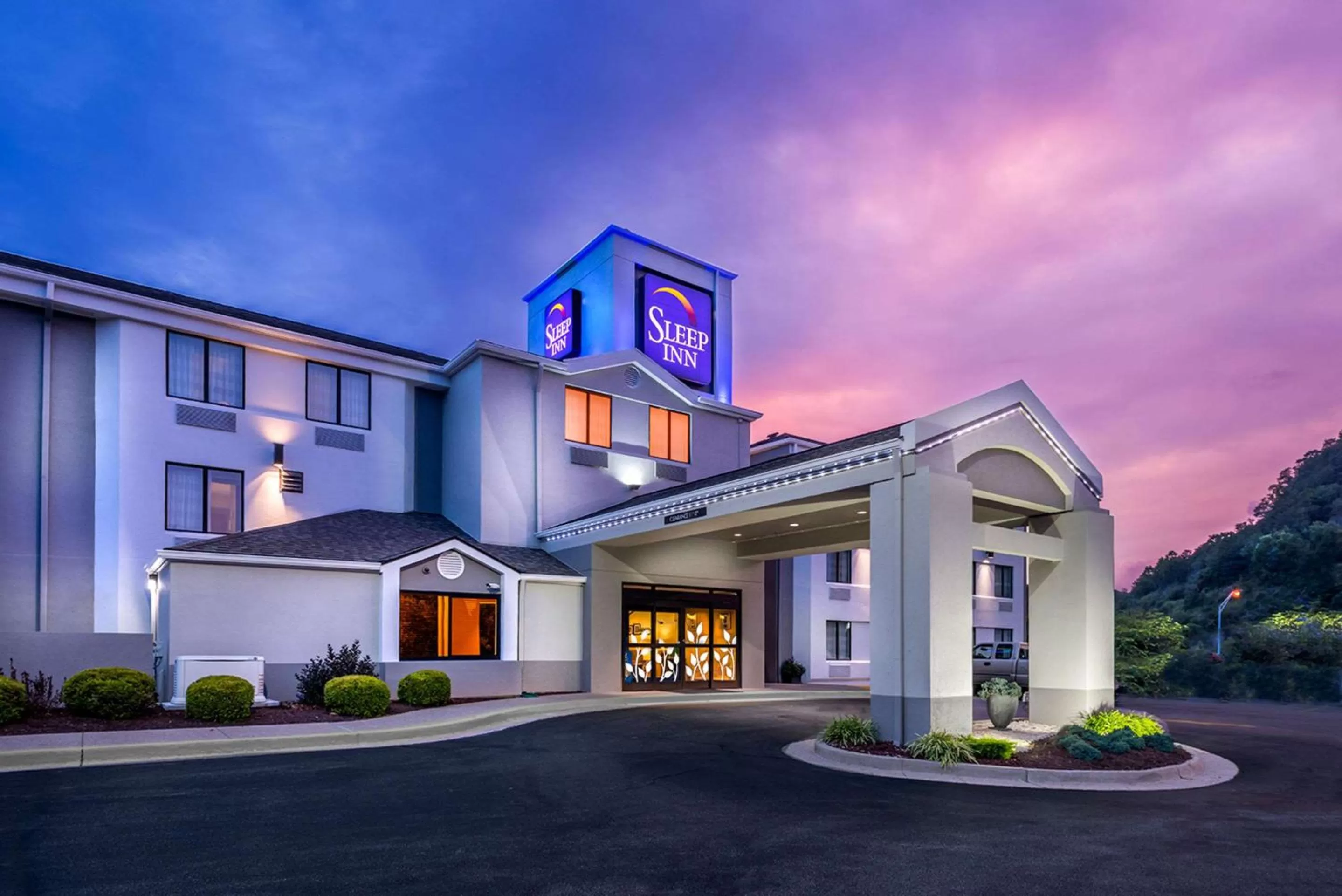 Property building in Sleep Inn Charleston North