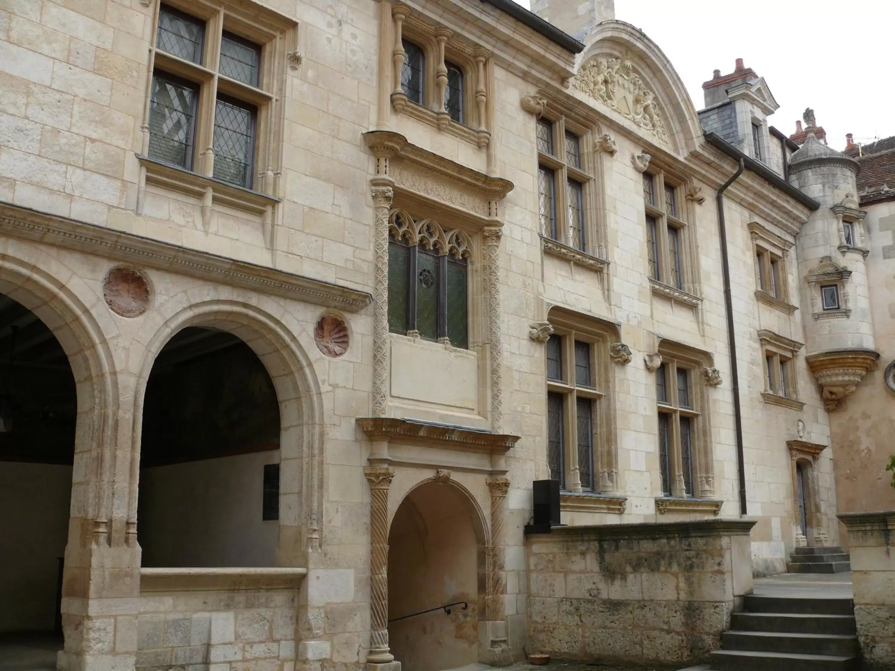 Property Building in The Originals Access, Hôtel Bourges Gare