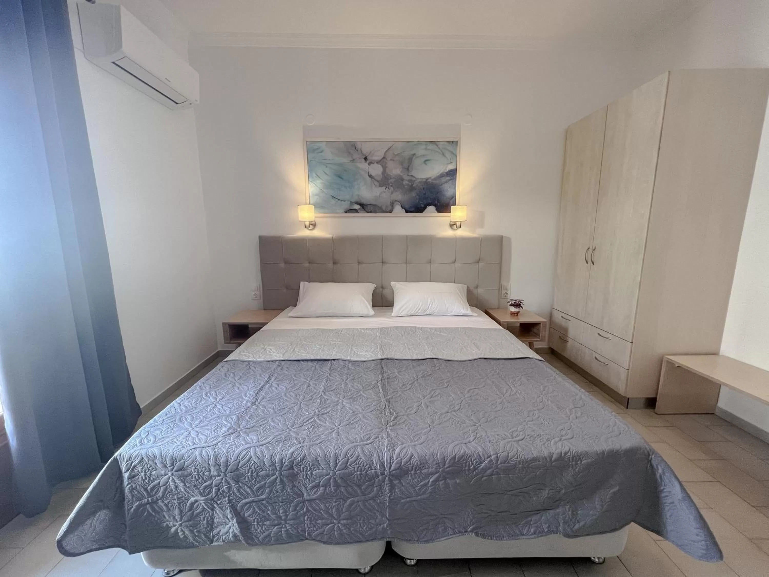 Property building, Bed in ATHANASIA APARTMENTS