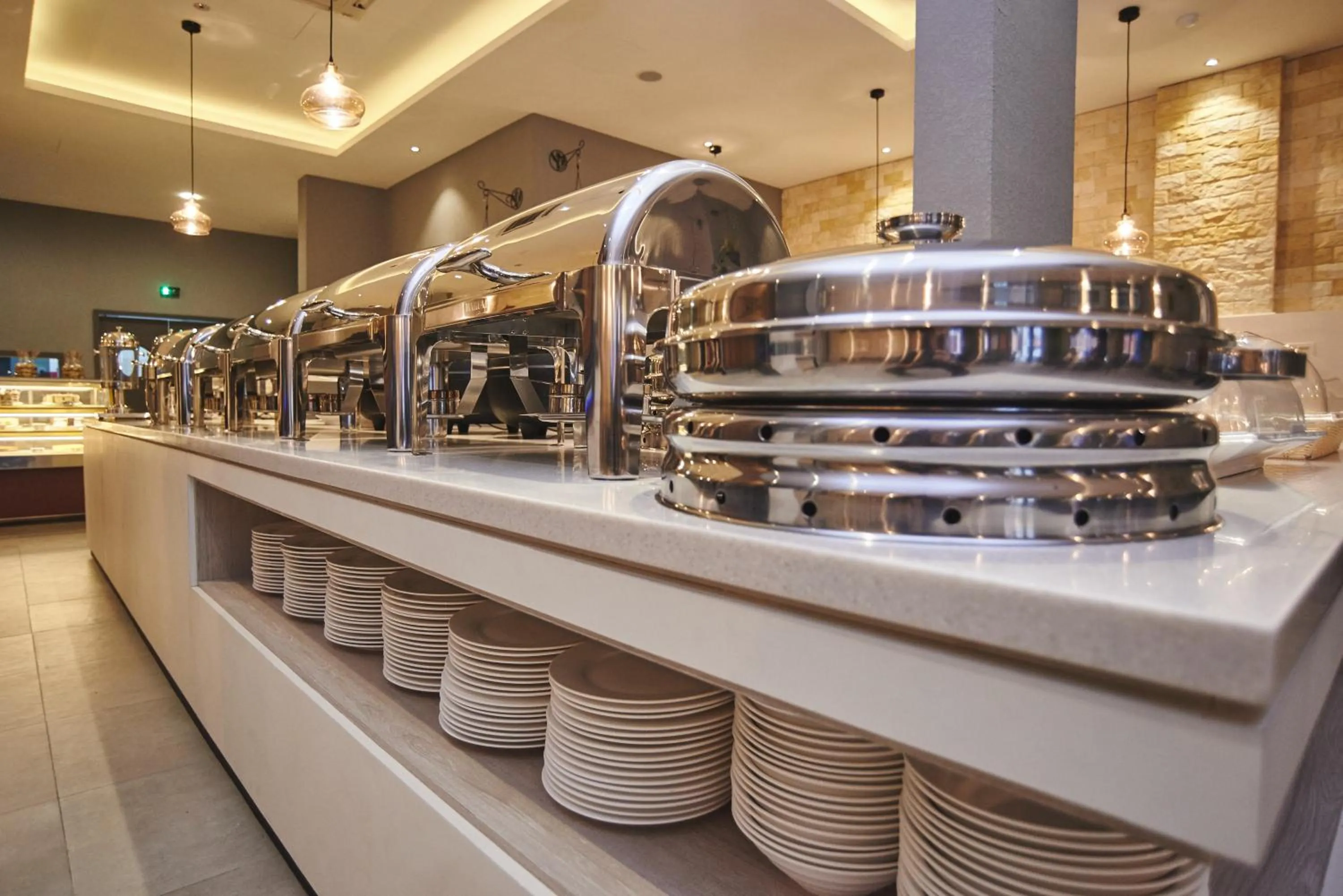 Coffee/tea facilities in Corsica Hotel