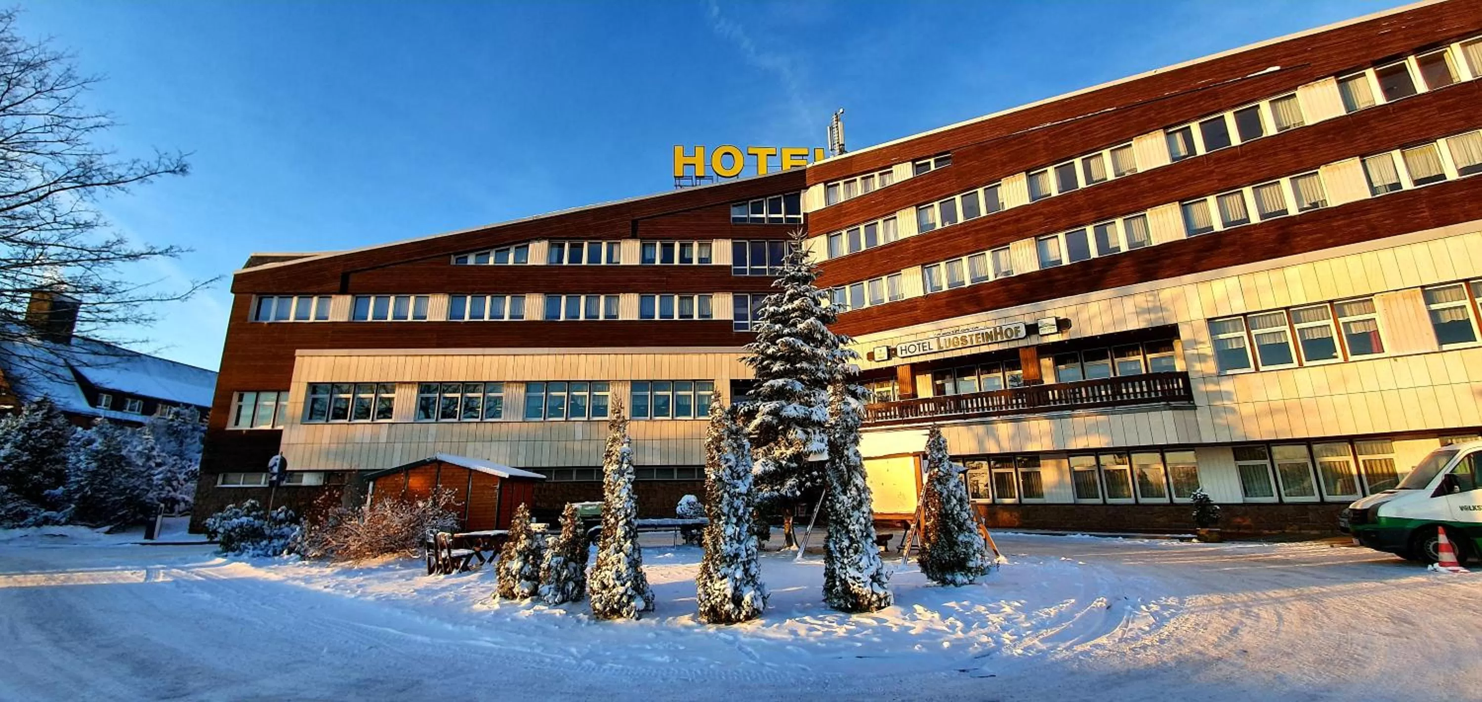 Property building in Hotel Lugsteinhof