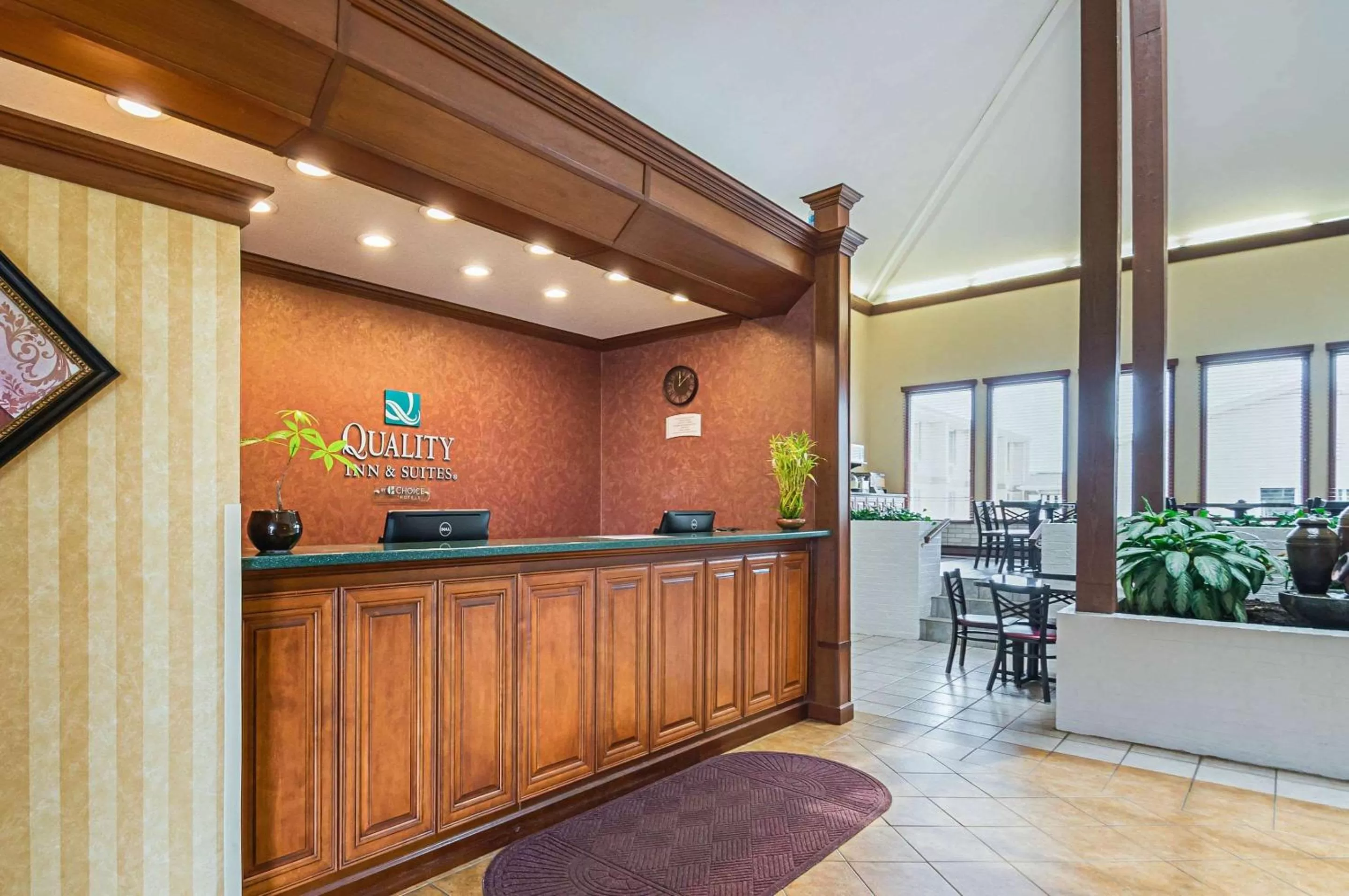 Lobby or reception in Quality Inn & Suites Frostburg-Cumberland