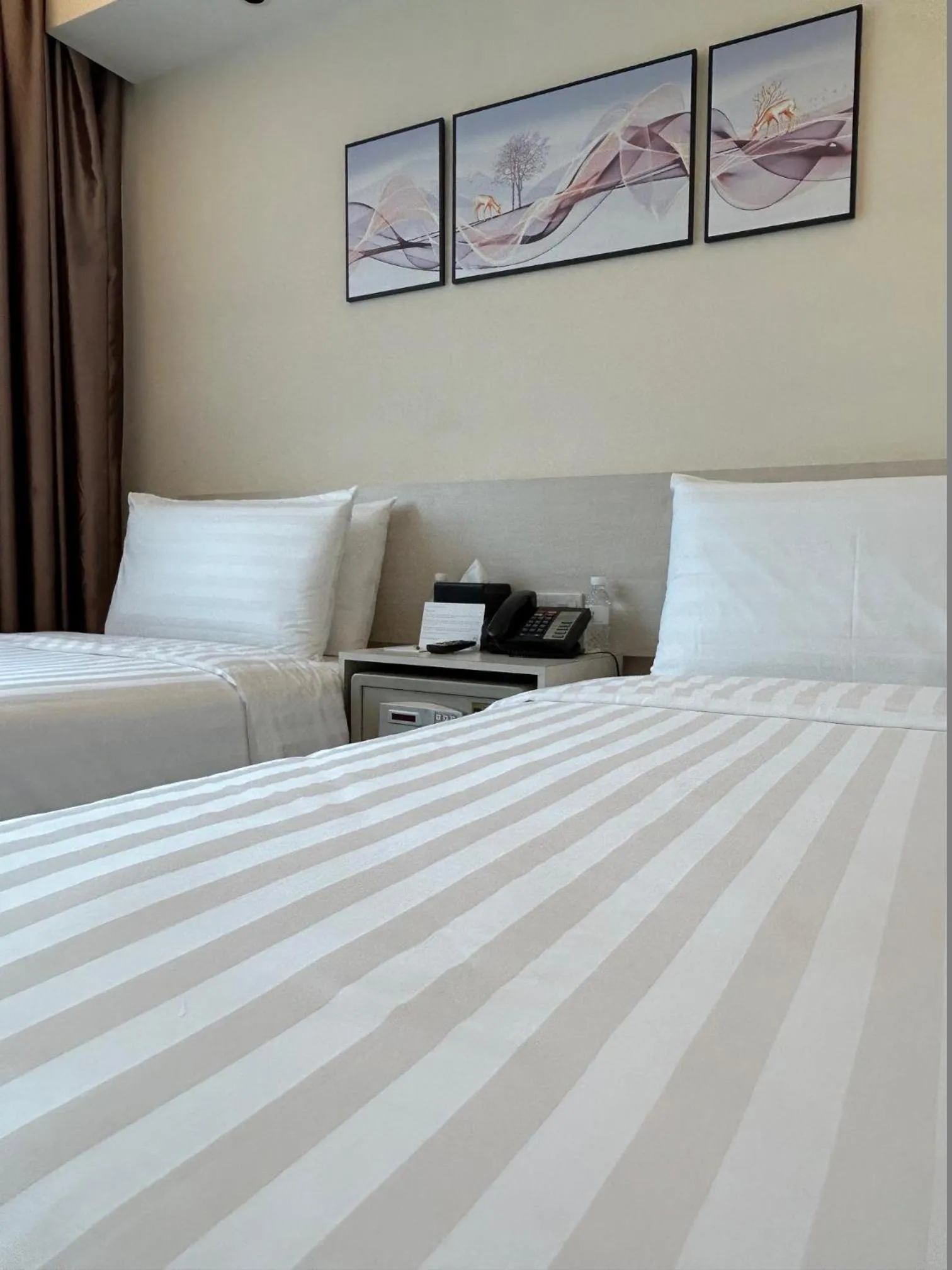 Bed in Link Hotel Singapore