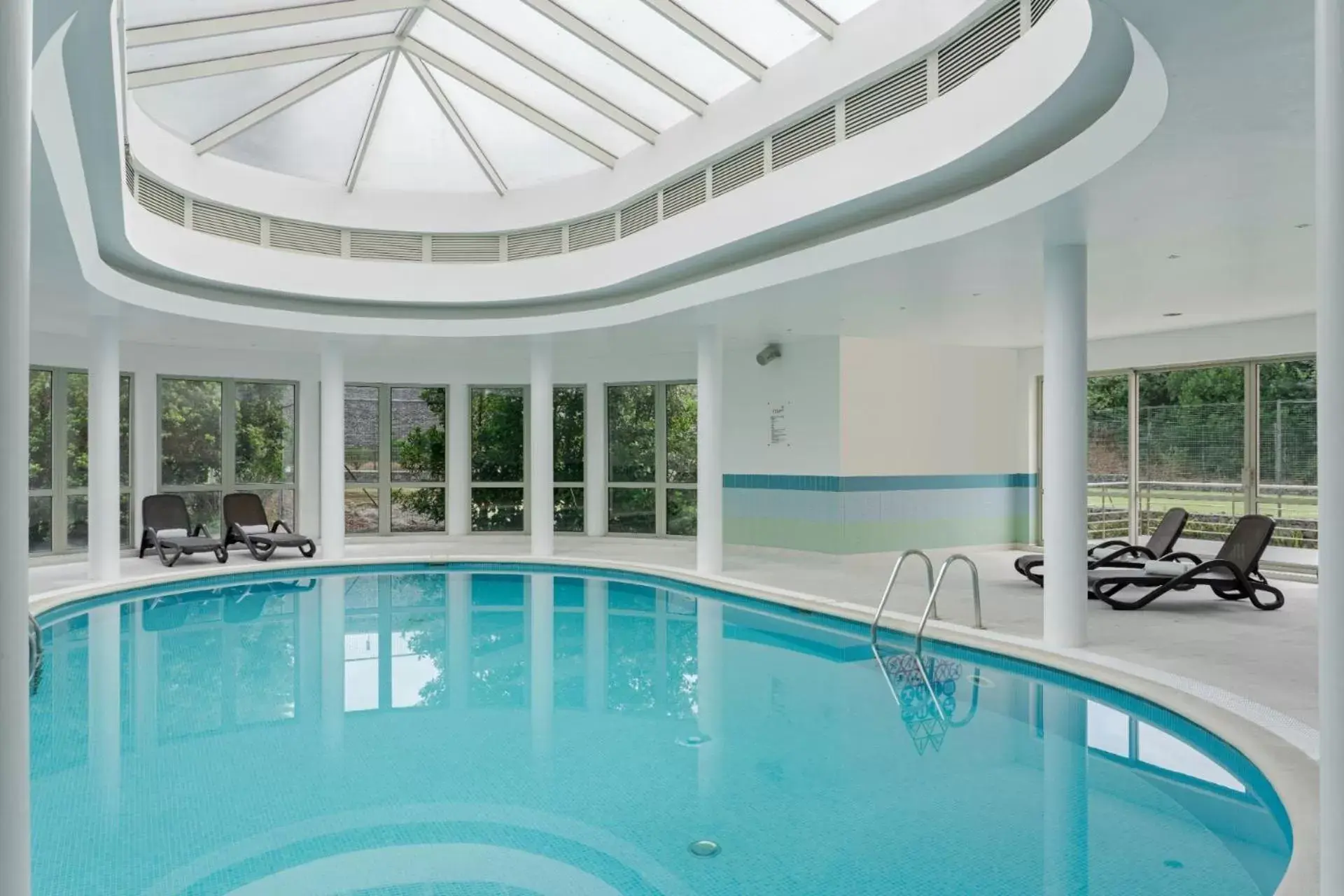 Swimming pool in Terceira Mar Hotel Swimming pool in Terceira Mar Hotel