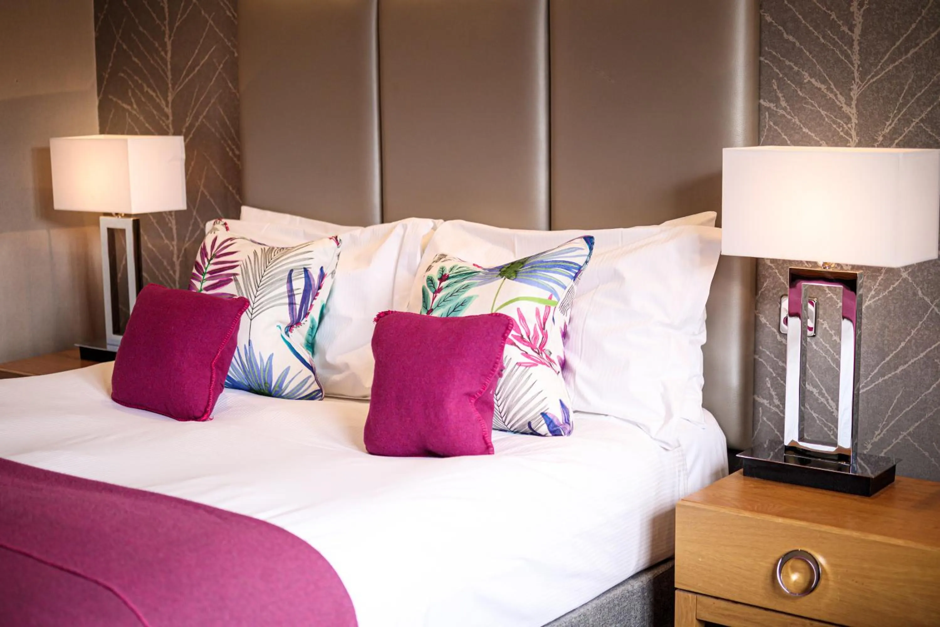 Bed in Rowhill Grange Hotel & Utopia Spa