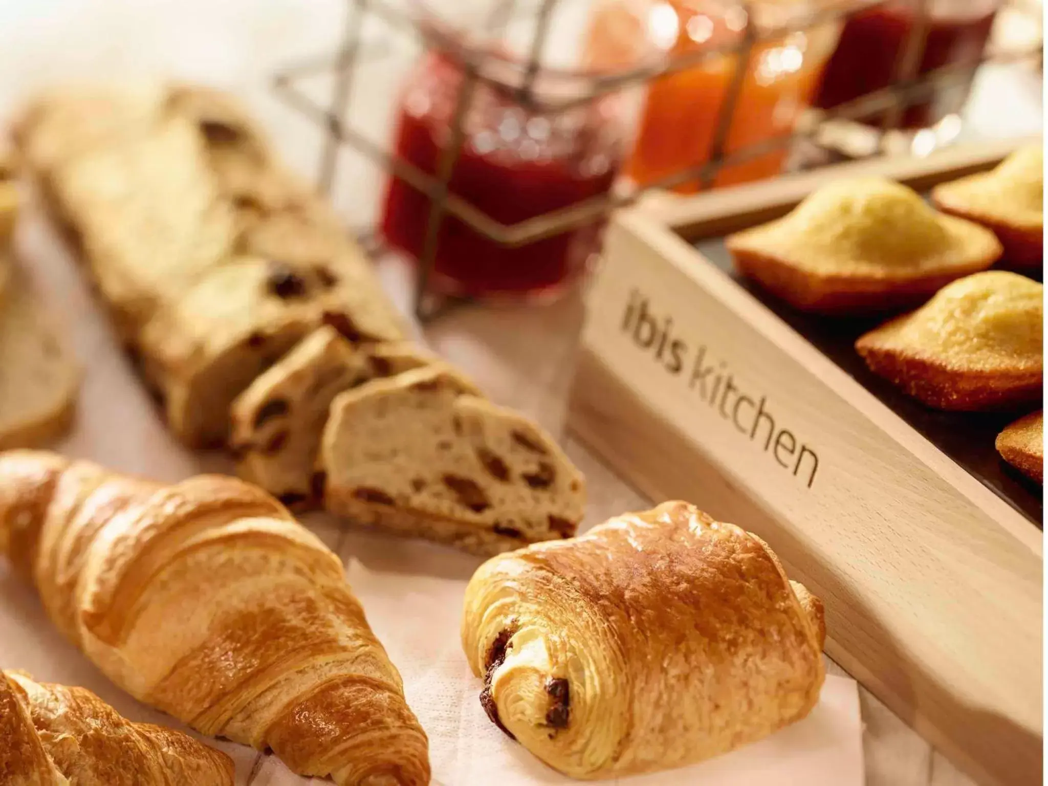 Buffet breakfast, Food in ibis Styles Bordeaux Centre Mériadeck