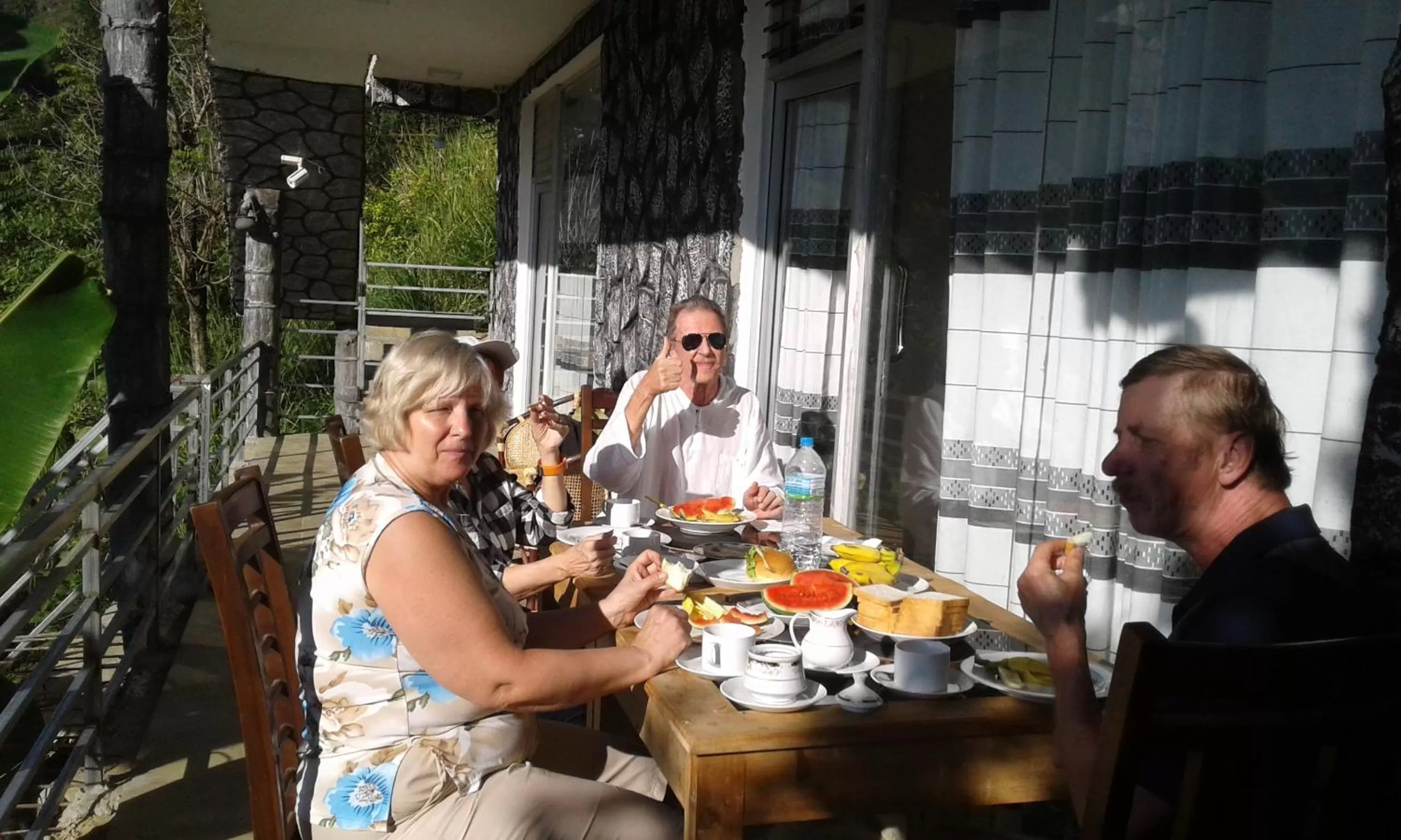 Ella Lucky Panoramic