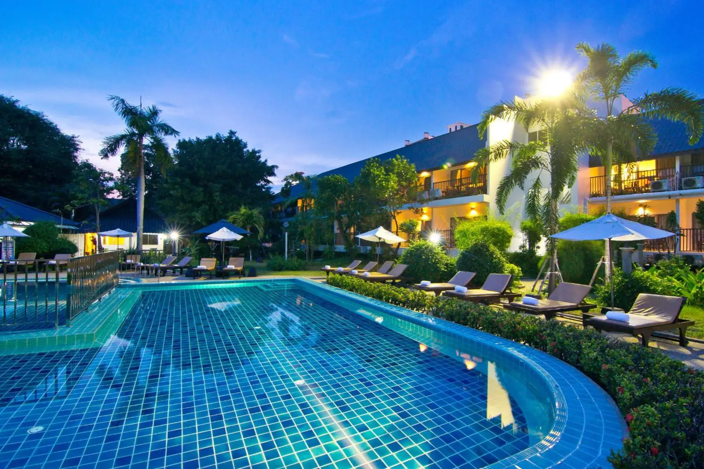 Facade/entrance, Swimming Pool in Sunshine Garden Resort - SHA Extra Plus