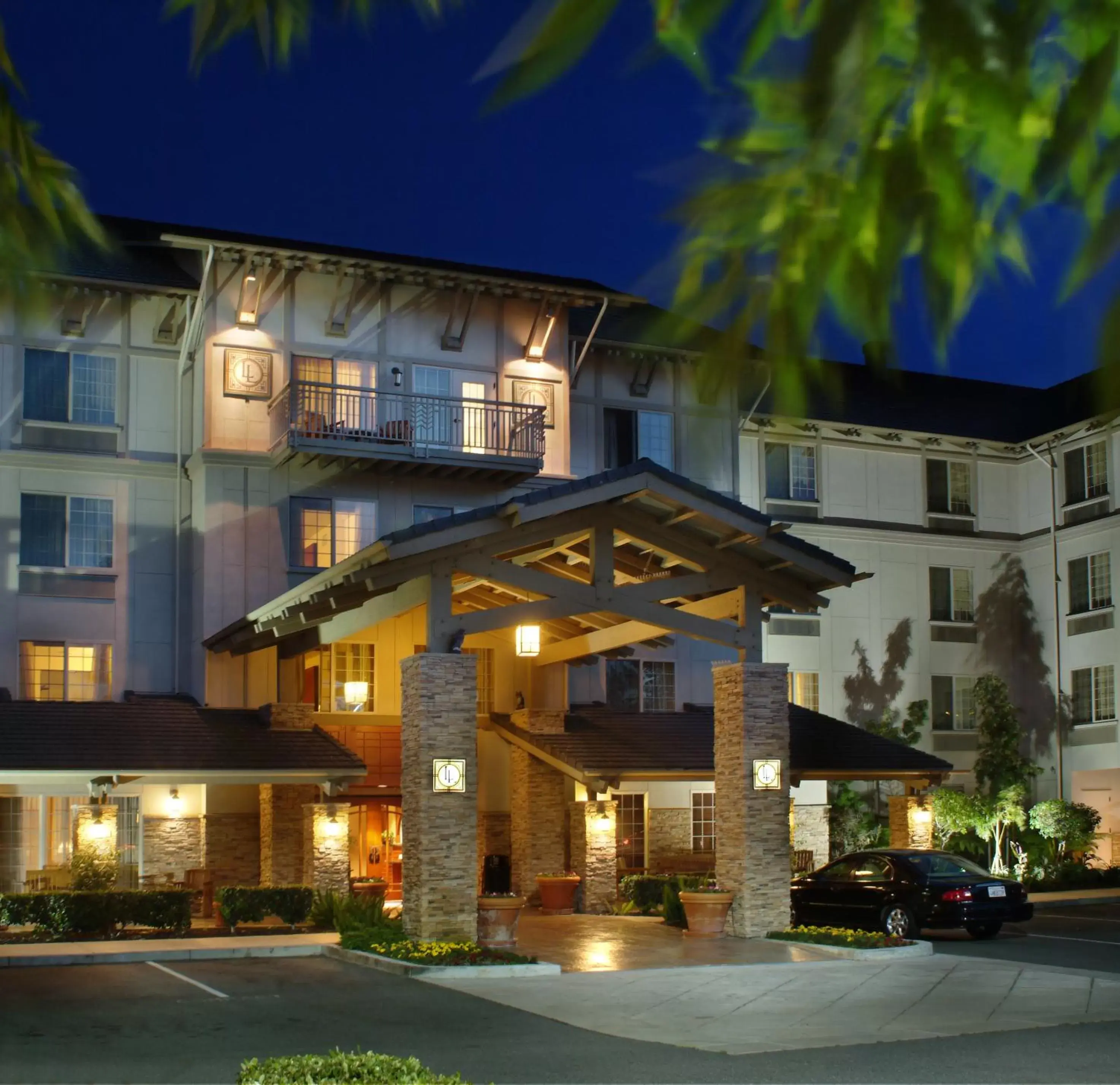 Facade/Entrance in Larkspur Landing Folsom-An All-Suite Hotel