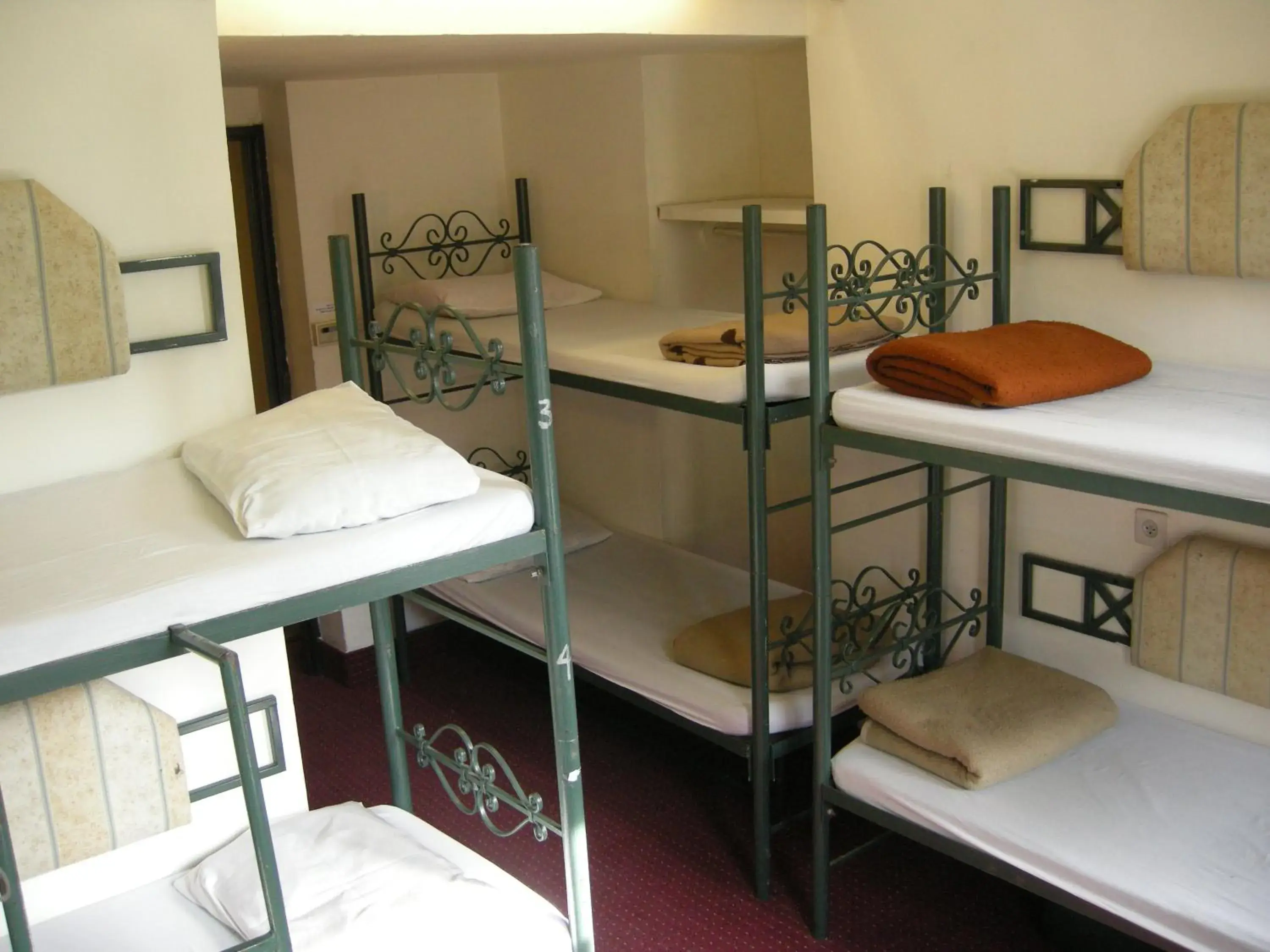 Bed, Bunk Bed in Jerusalem Hostel