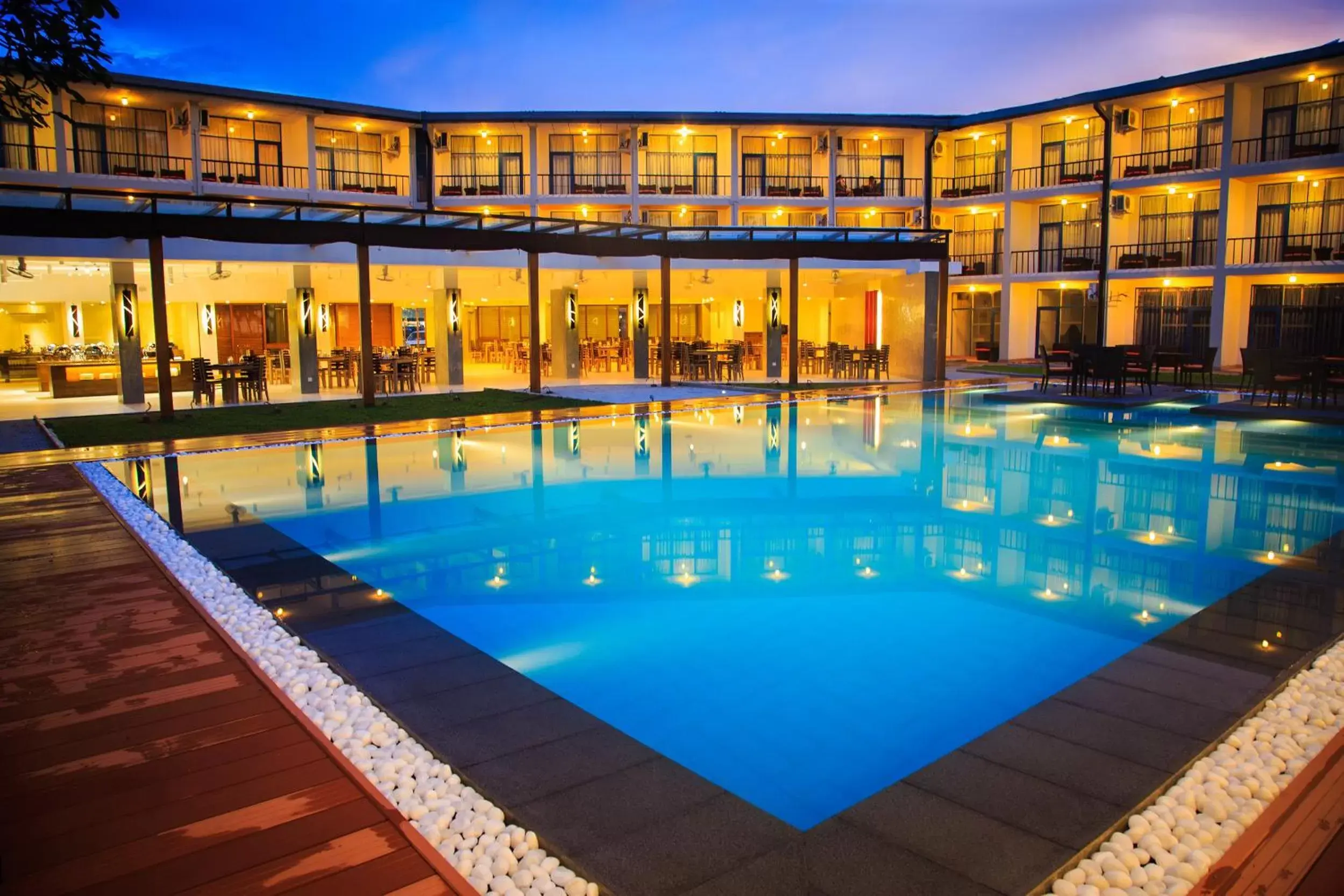 Property building, Swimming Pool in Camelot Beach Hotel