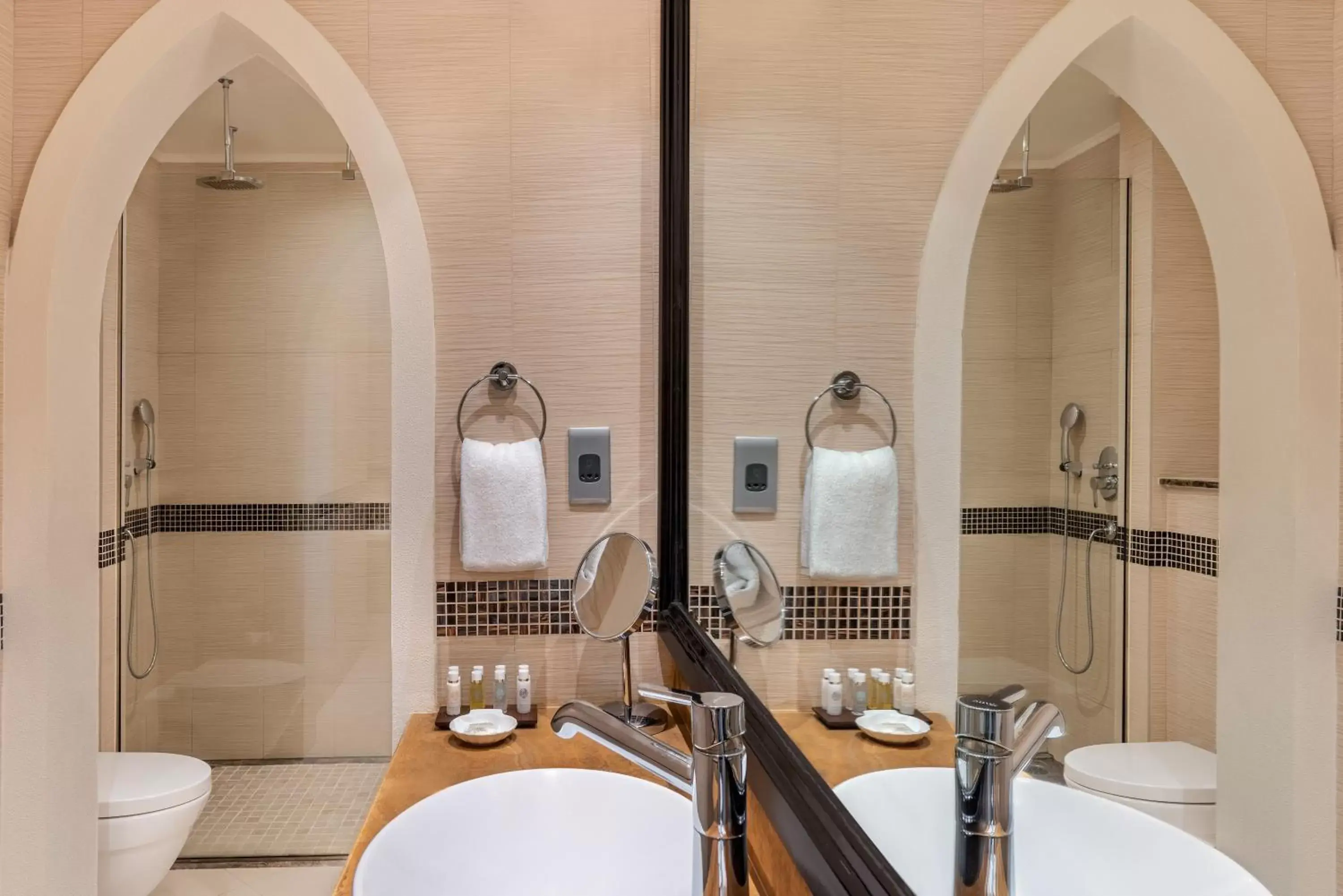 Toilet, Bathroom in Oaks Ibn Battuta Gate Dubai
