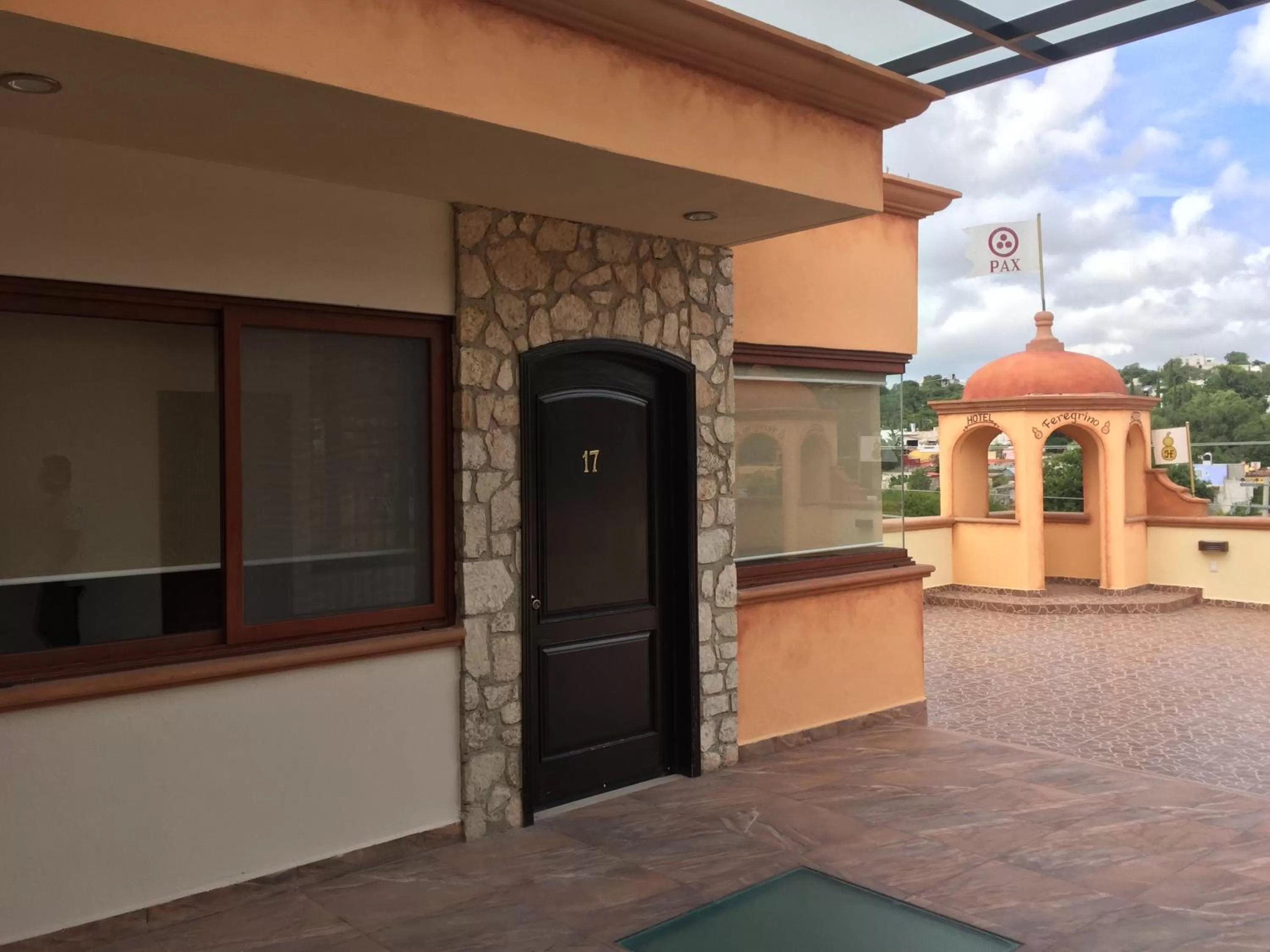 Balcony/Terrace, Facade/Entrance in Hotel Feregrino