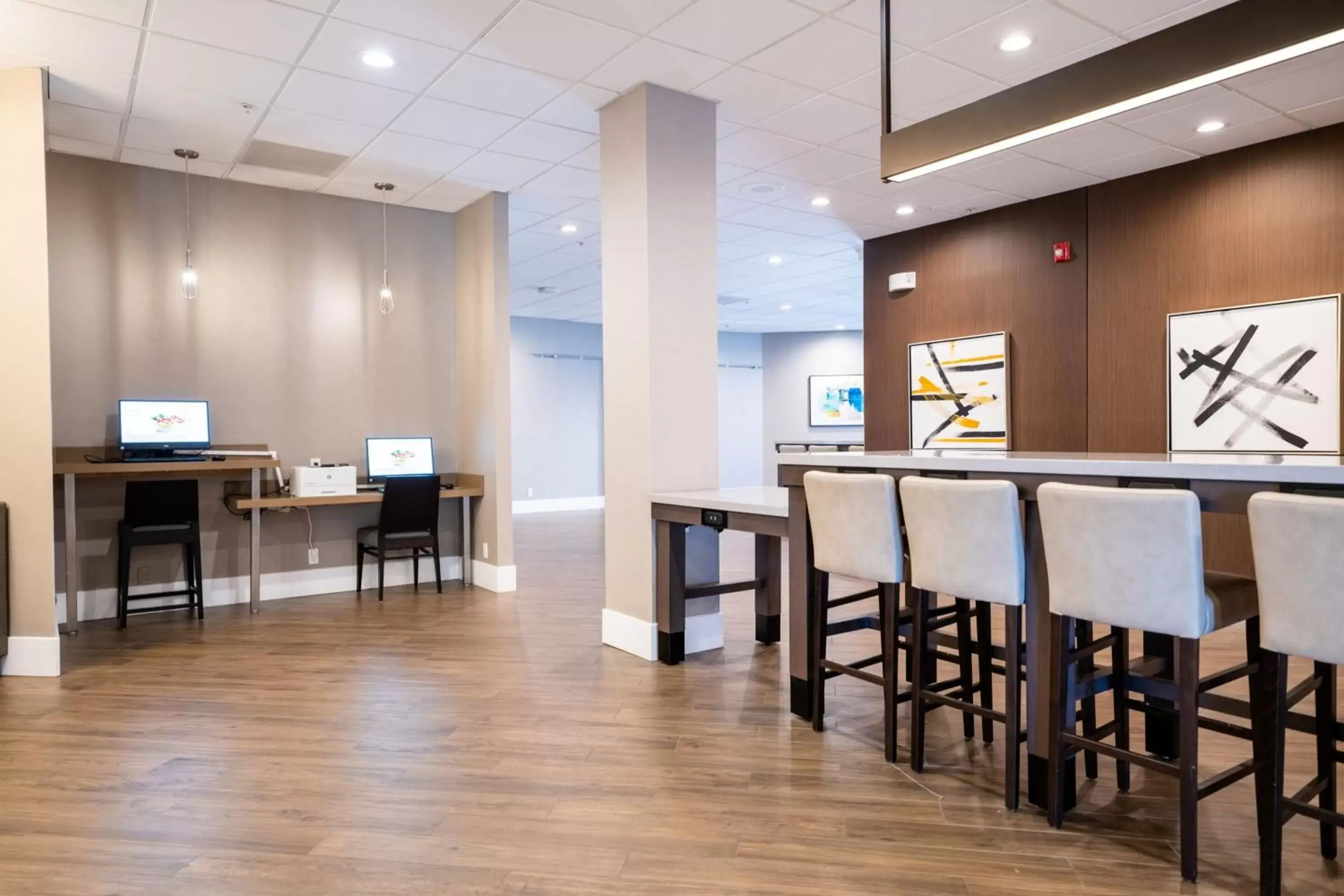 Lobby or reception, Restaurant/Places to Eat in Residence Inn by Marriott Oxnard River Ridge
