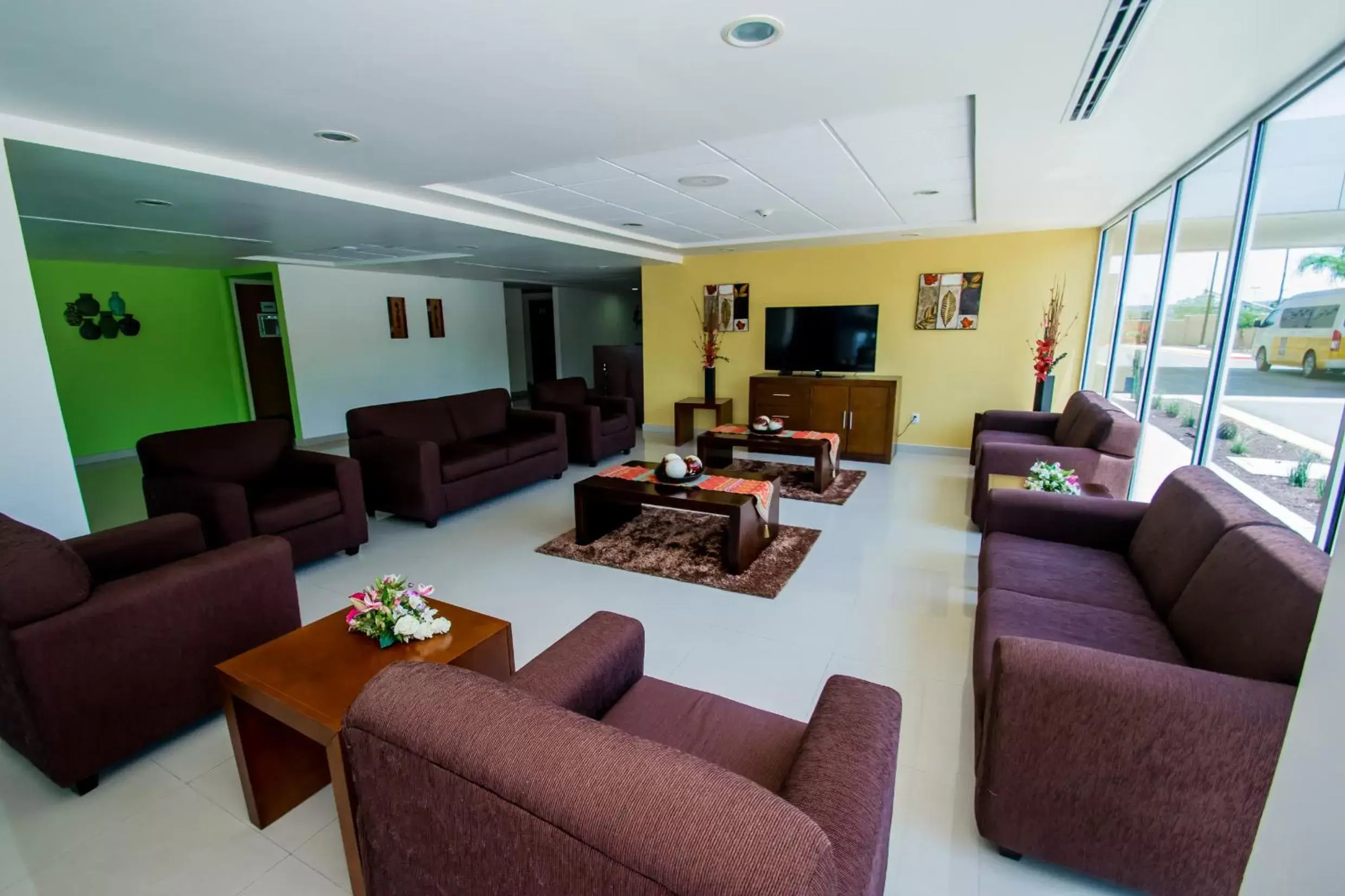 Lobby or reception, Lounge/Bar in Sleep Inn Monclova