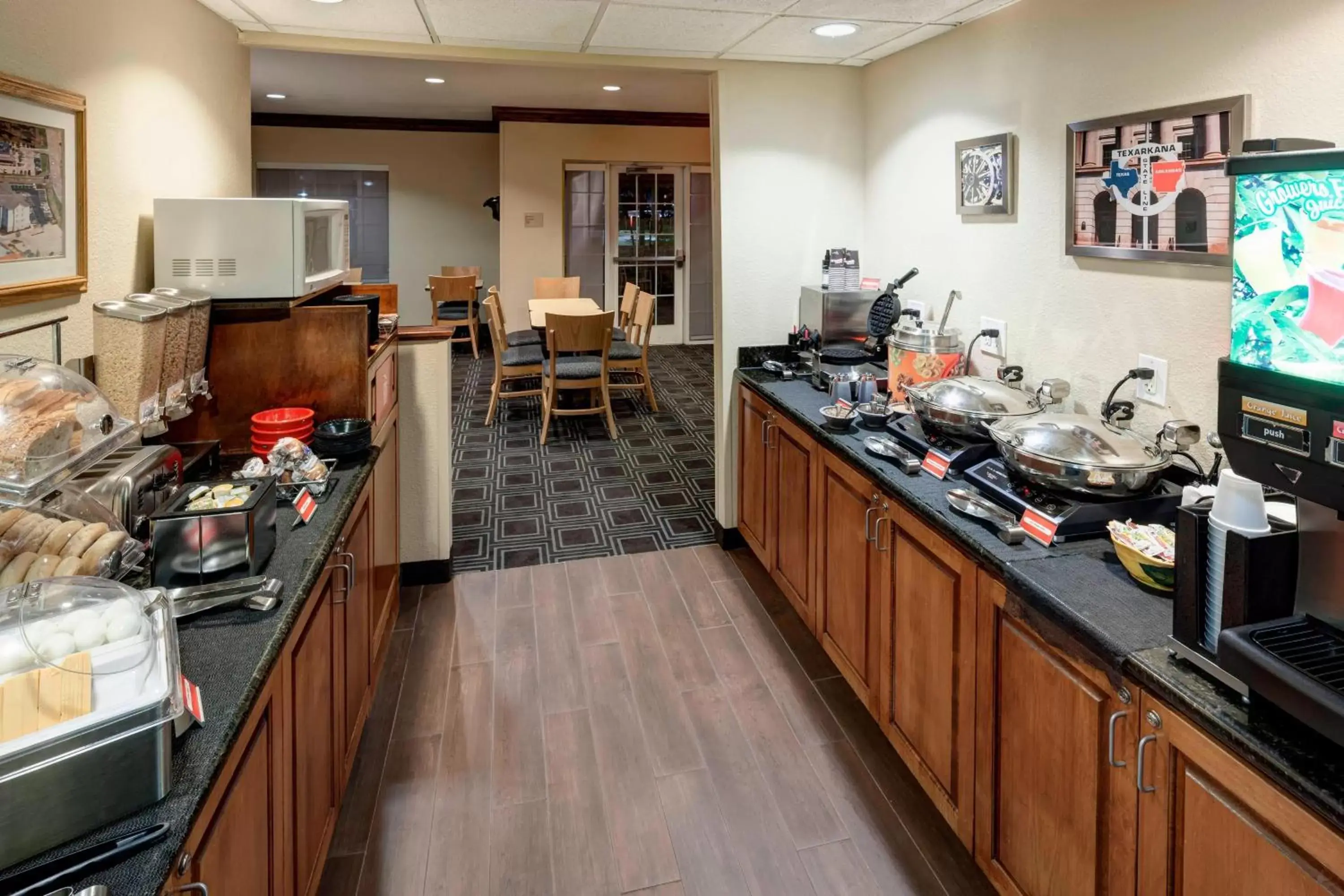 Breakfast, Restaurant/Places to Eat in TownePlace Suites by Marriott Texarkana