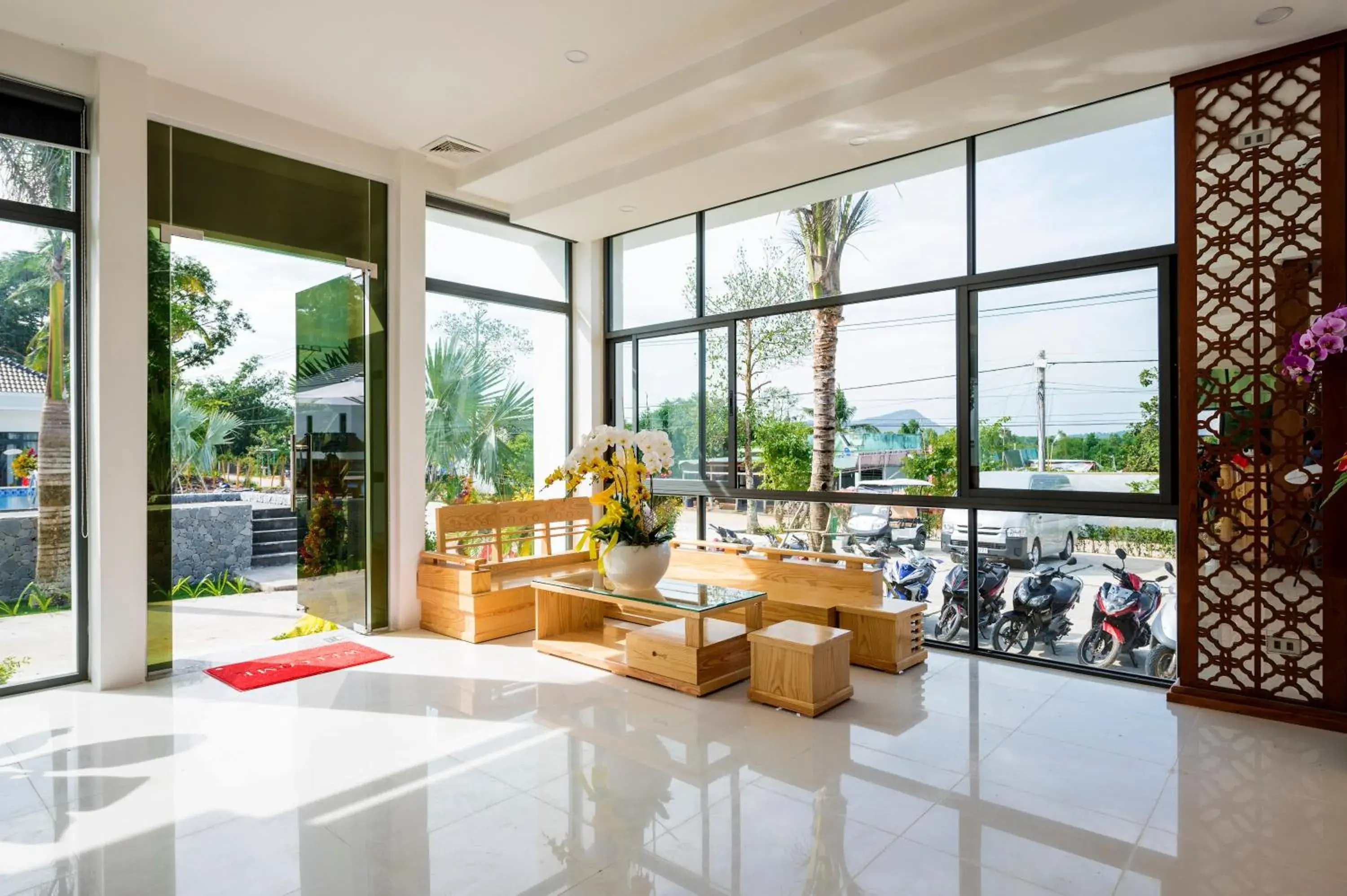 Communal lounge/ TV room in Xuan Hien Resort