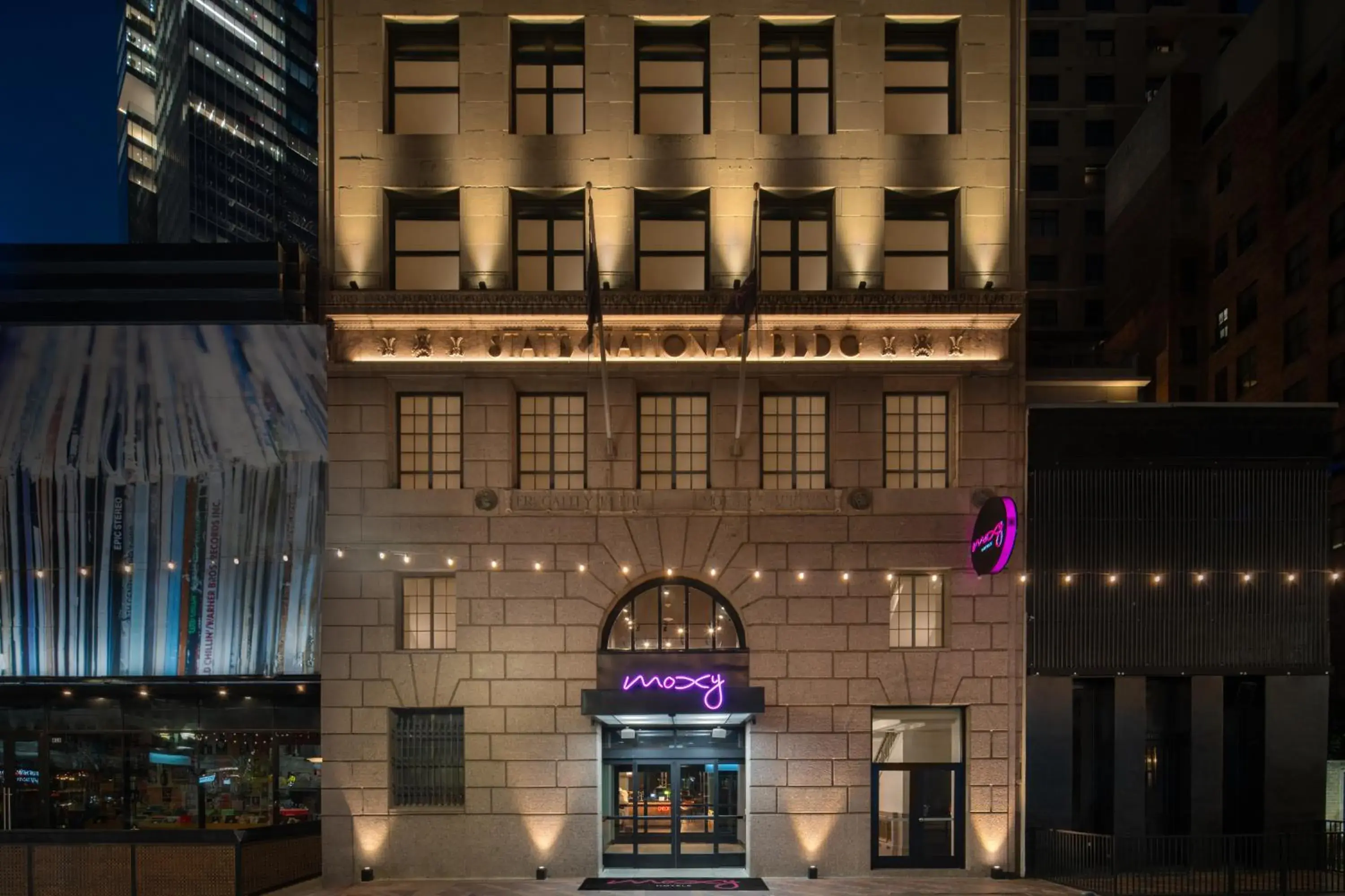 Property building in Moxy Houston Downtown