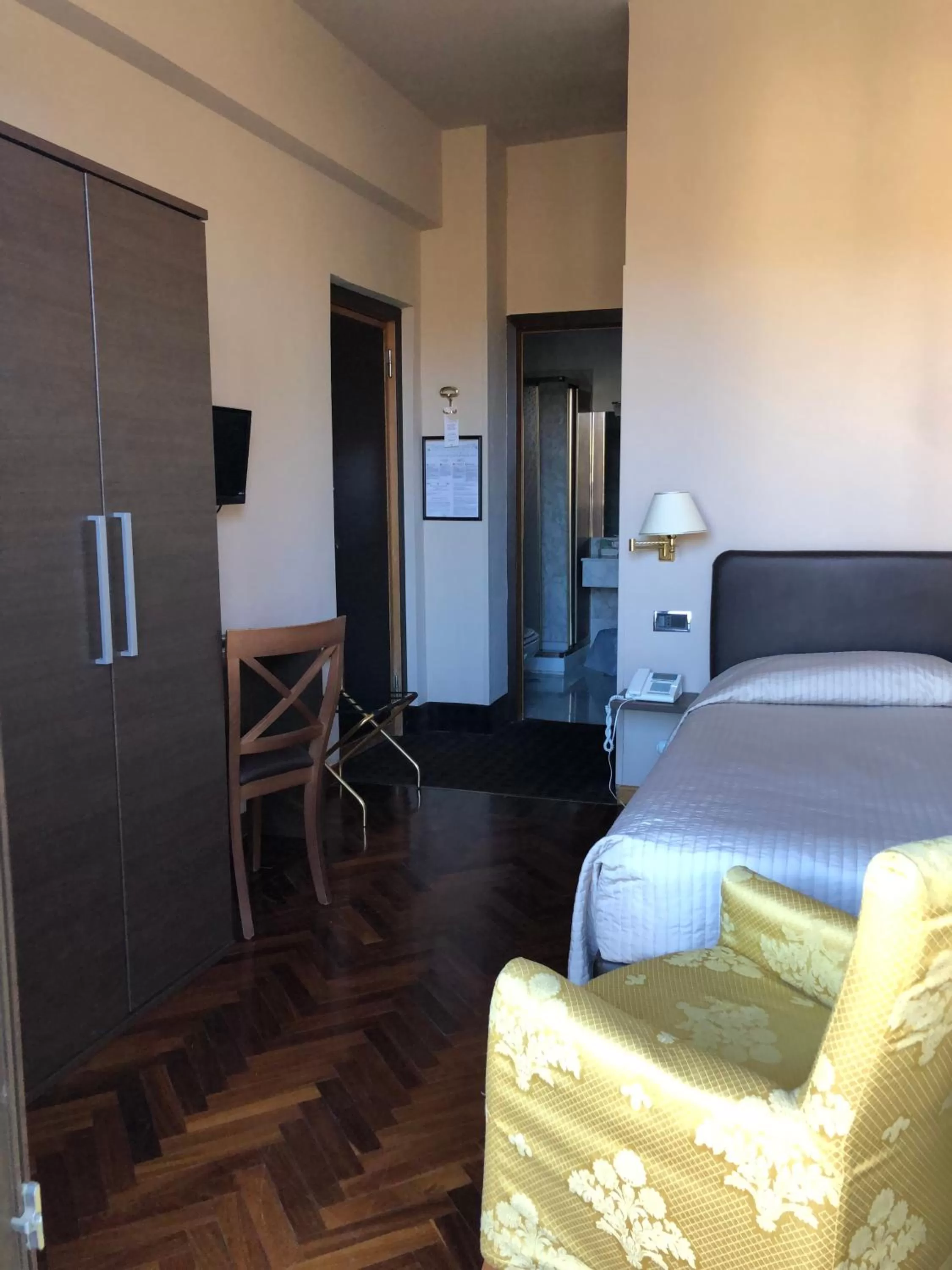 People, Bed in Hotel San Giorgio