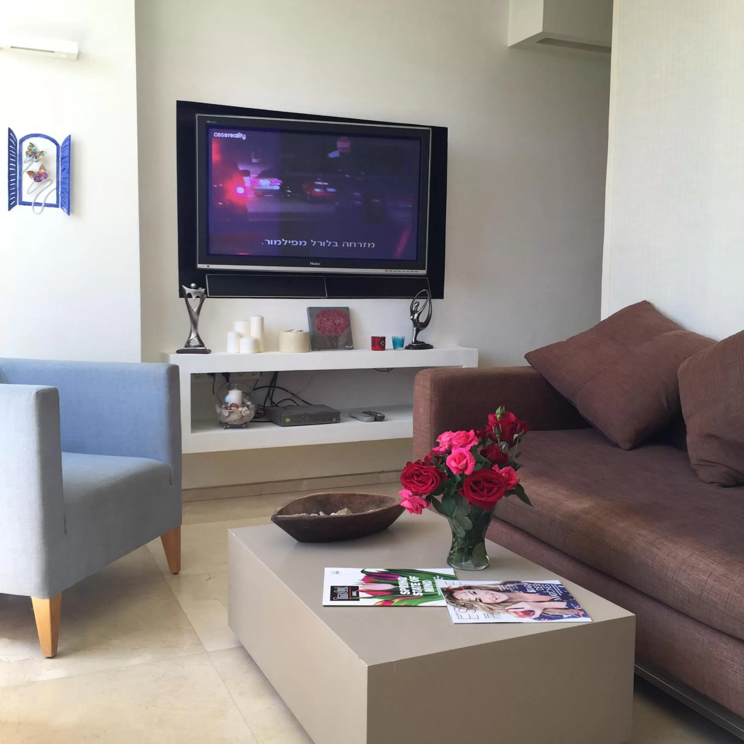 Living room in Raphael Apartments