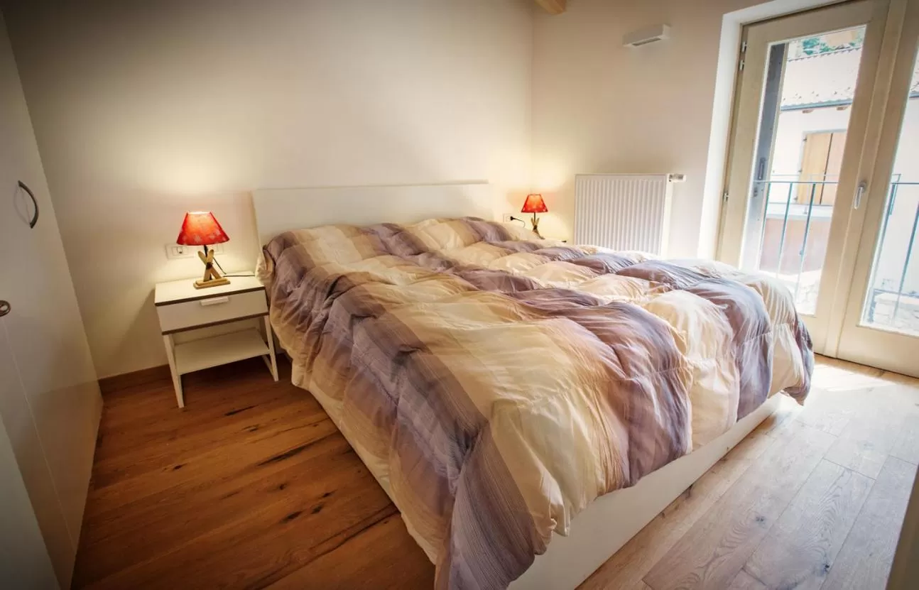 Day, Bed in Albergo Diffuso Tolmezzo