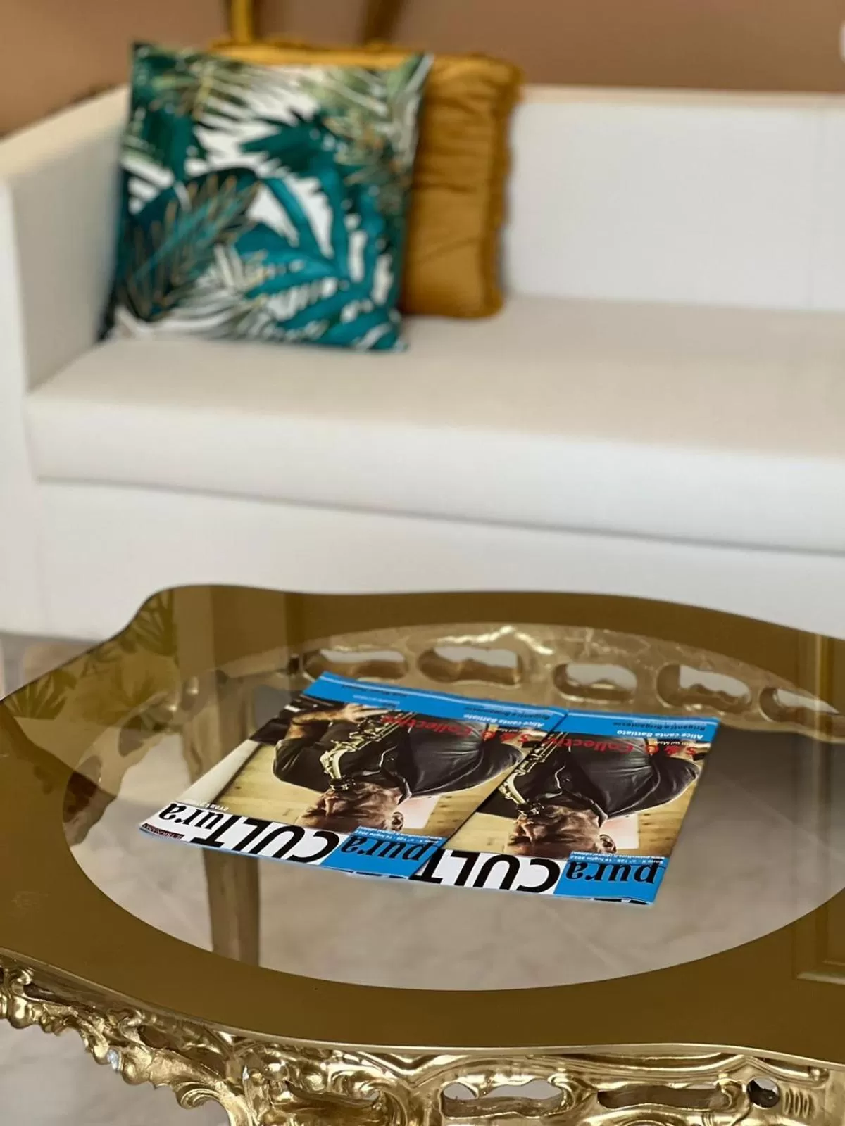 Communal lounge/ TV room in TIZIANA'S HOUSE