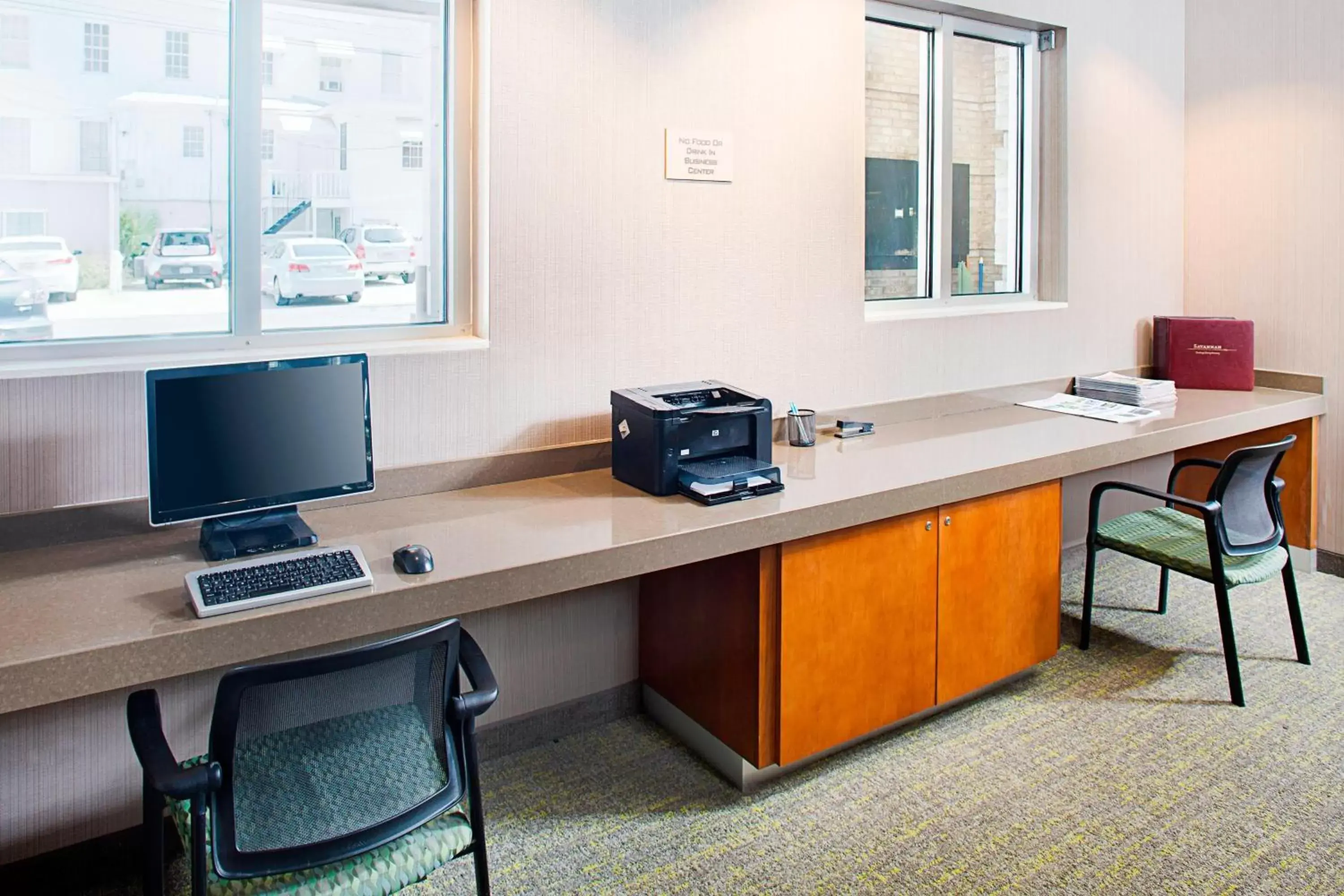 Business facilities in Springhill Suites by Marriott Savannah Downtown Historic District