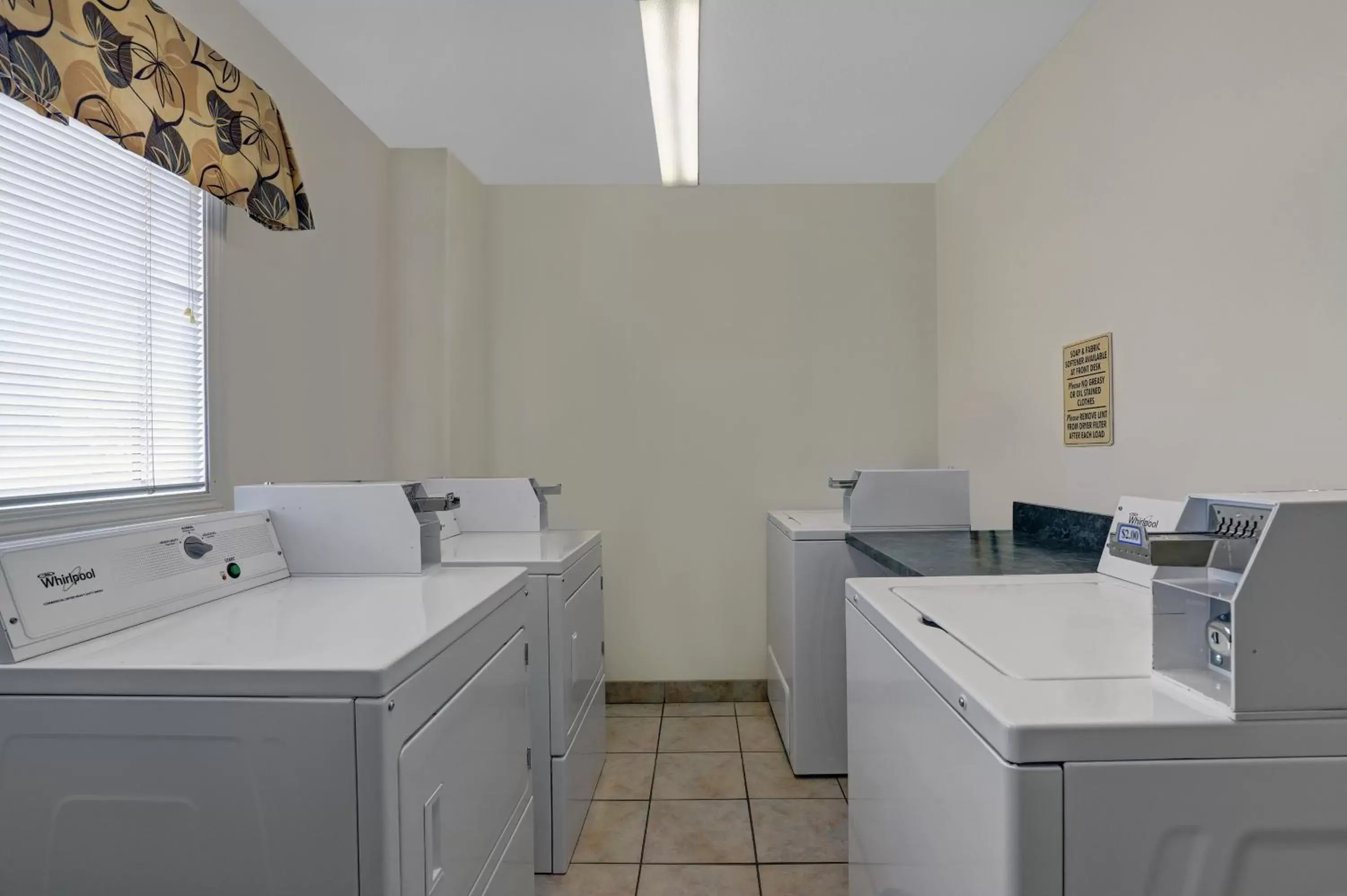 Area and facilities, Bathroom in SureStay Plus Hotel by Best Western Drumheller