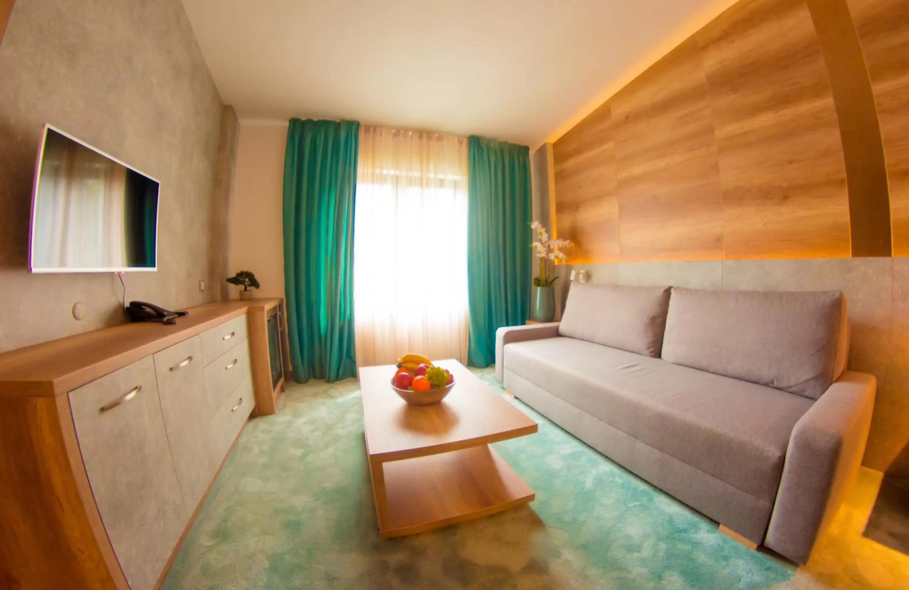 Living room, Bed in Hotel Nota