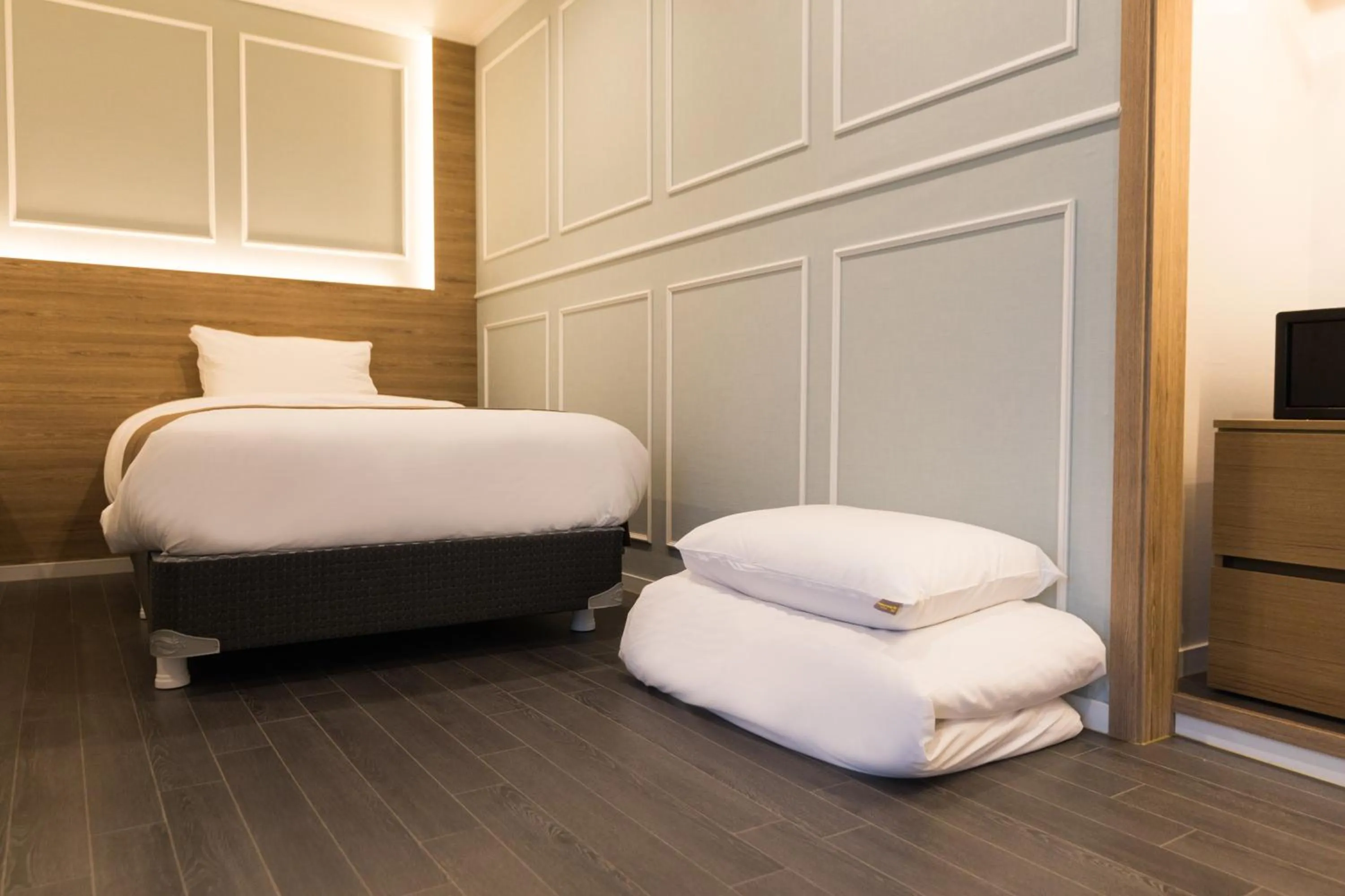 Bed in Casaloma Hotel