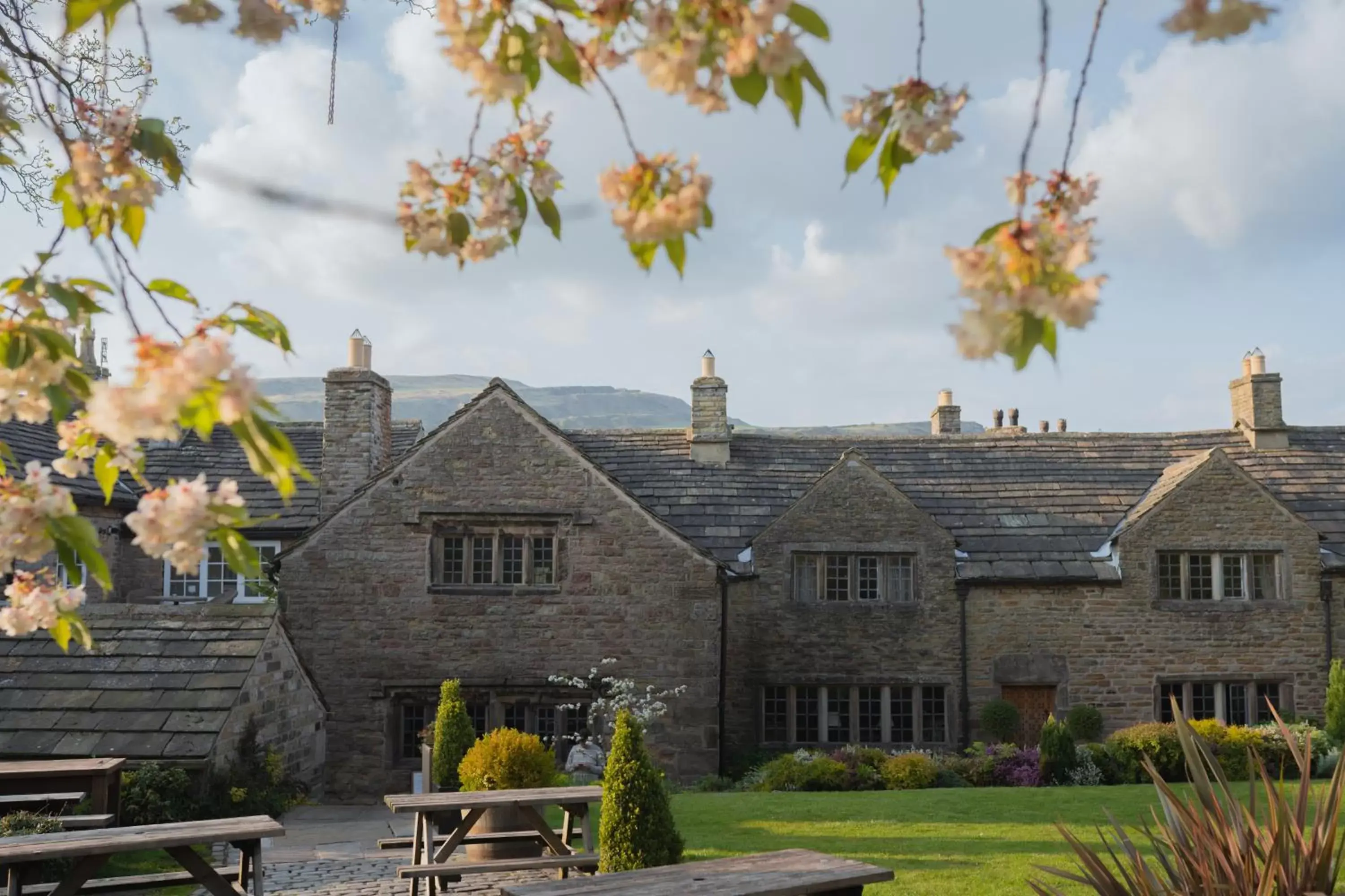 Property Building in The Old Hall Inn