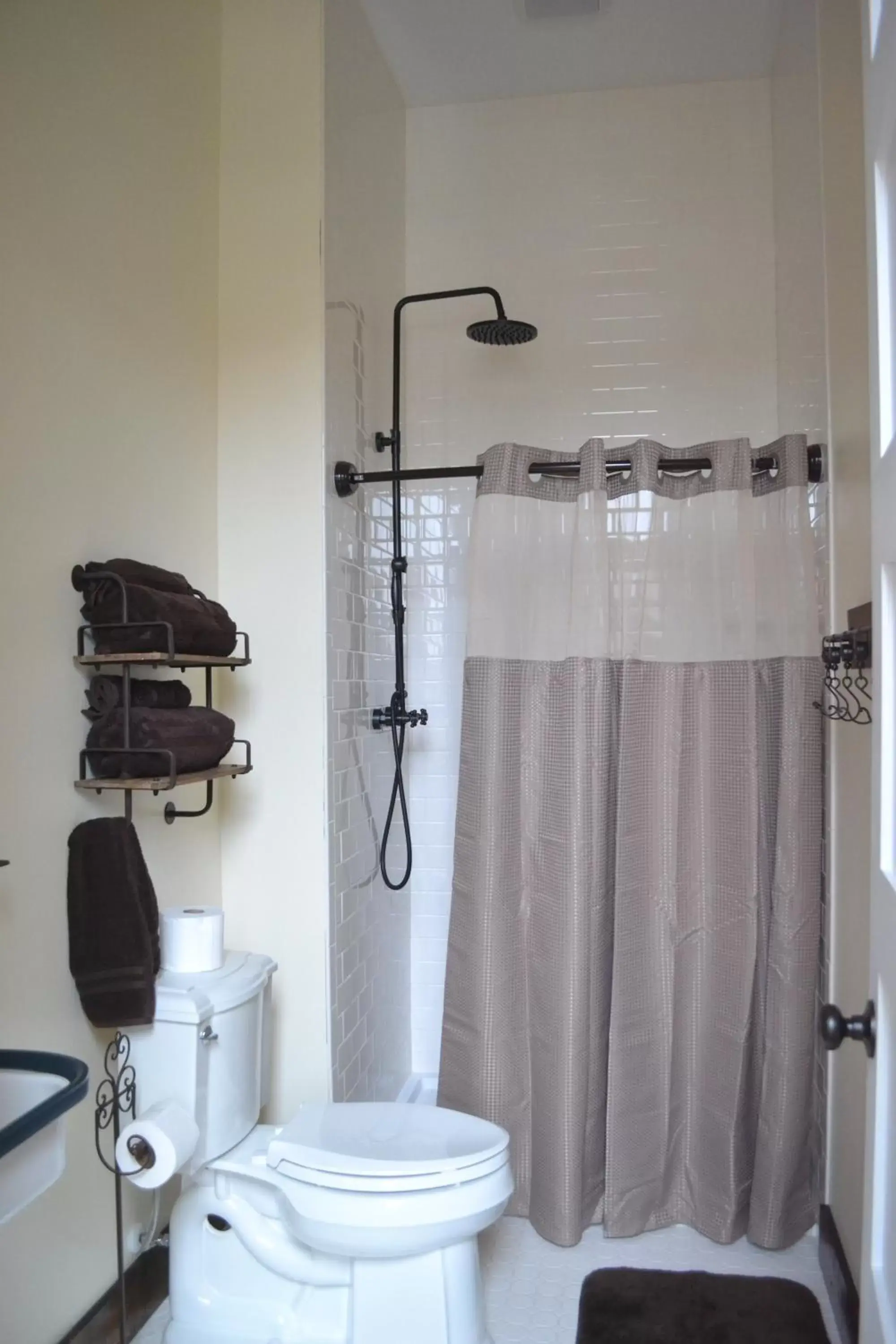 Patio in Eighteen-Ninety Sleepover Patio in Eighteen-Ninety Sleepover