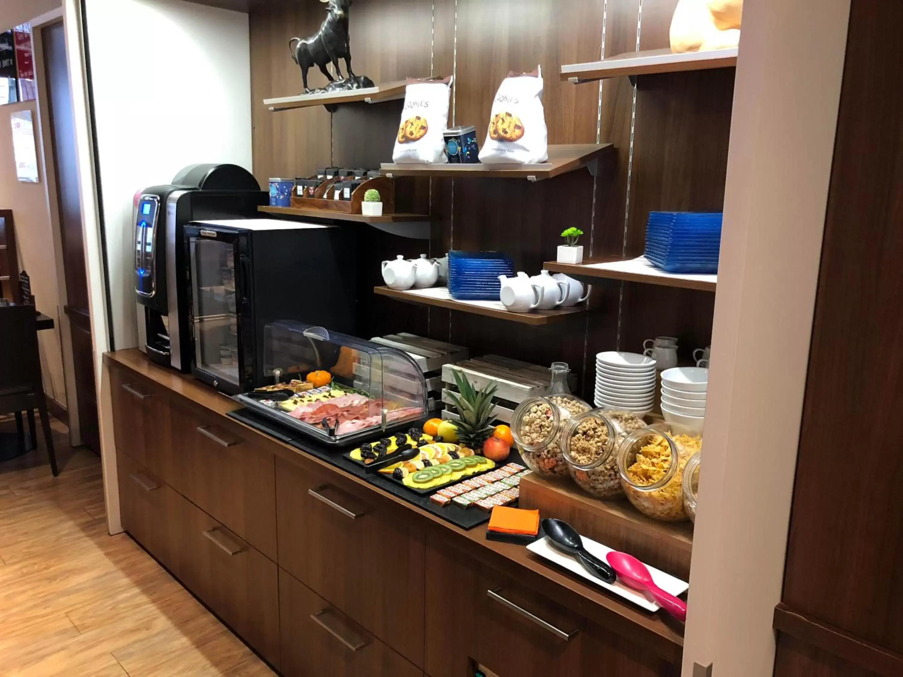 Restaurant/places to eat in Cit'Hotel Stim'Otel Restaurant/places to eat in Cit'Hotel Stim'Otel