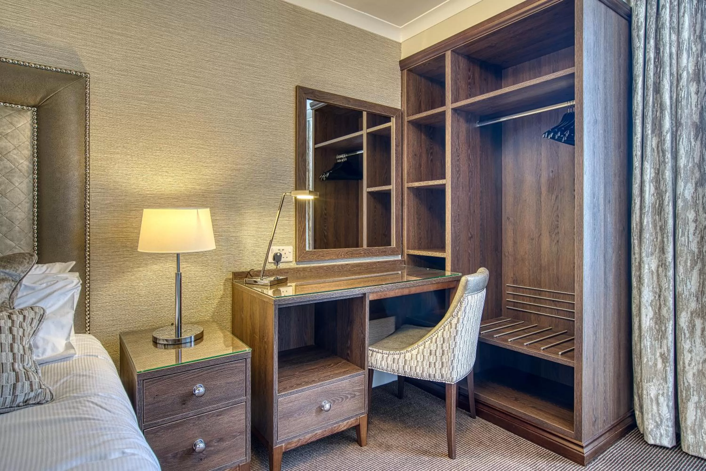 Decorative detail, Bed in Inverness Palace Hotel & Spa, WorldHotels Distinctive