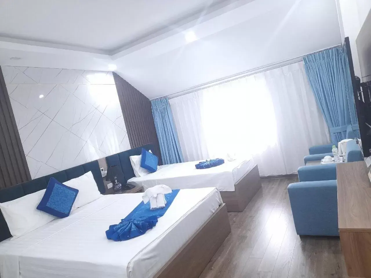 Photo of the whole room, Bed in Aquarius Grand Hotel