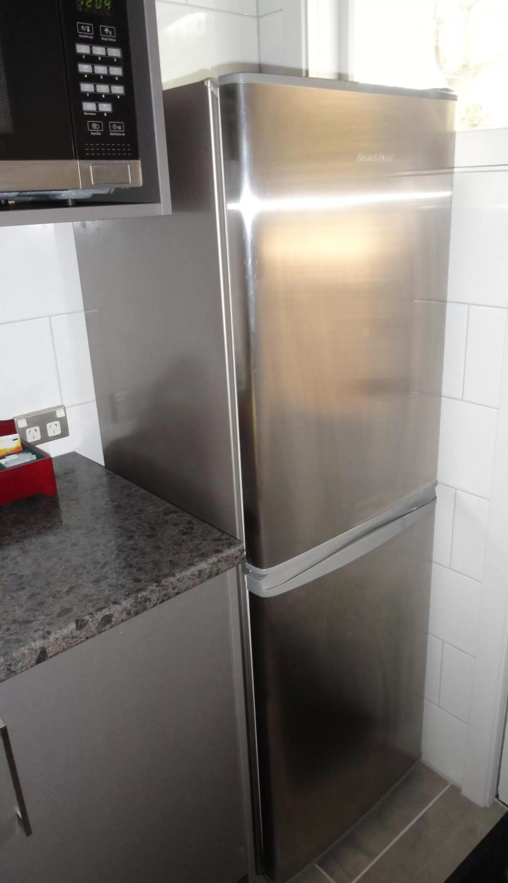 Bathroom in Aarburg Airport Motel