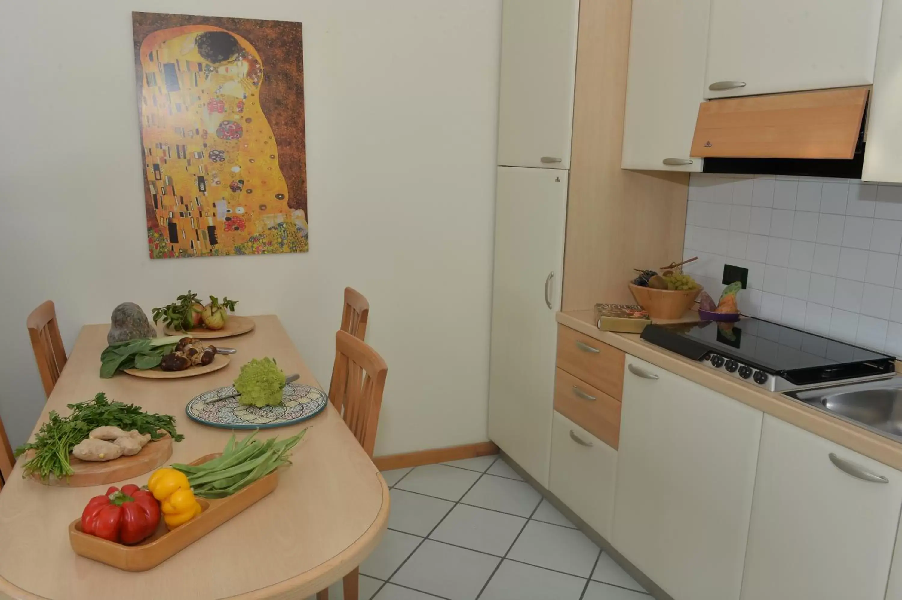 Photo of the whole room, Kitchen/Kitchenette in Miramare Residence