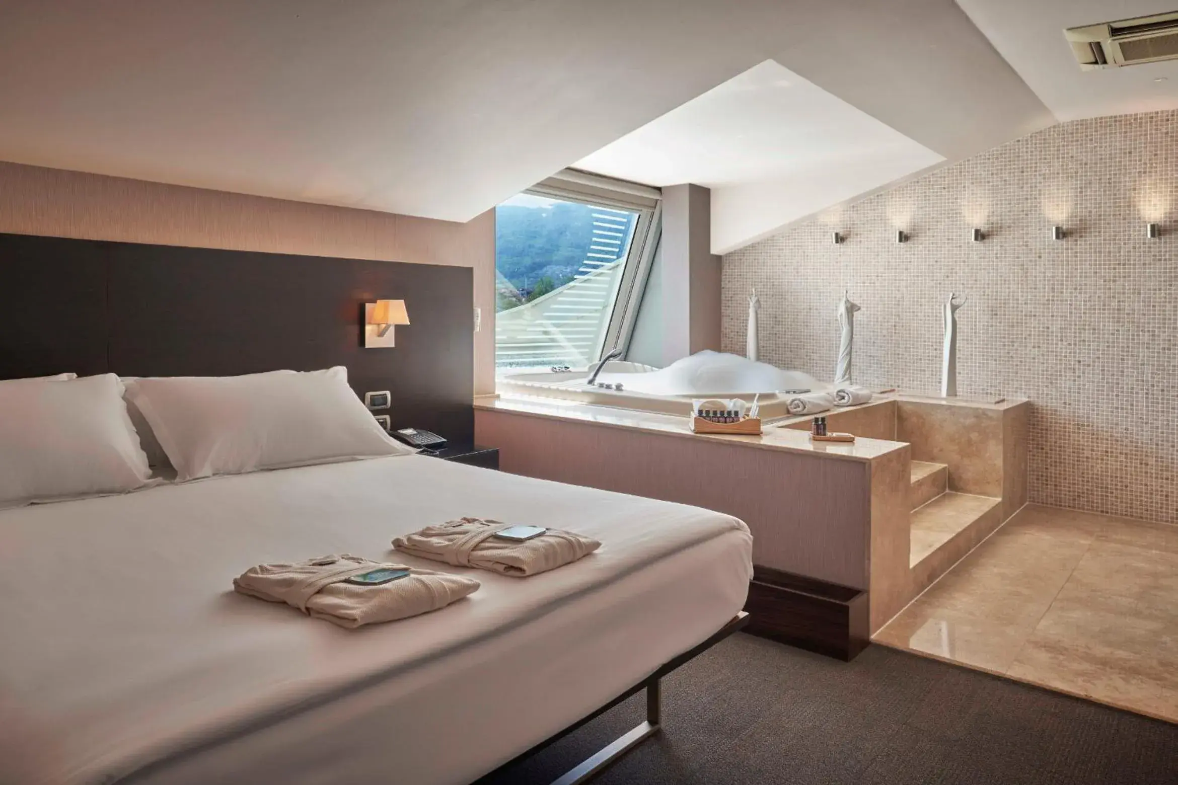 Bedroom, Bed in Richmond Nua Wellness - Spa Sapanca