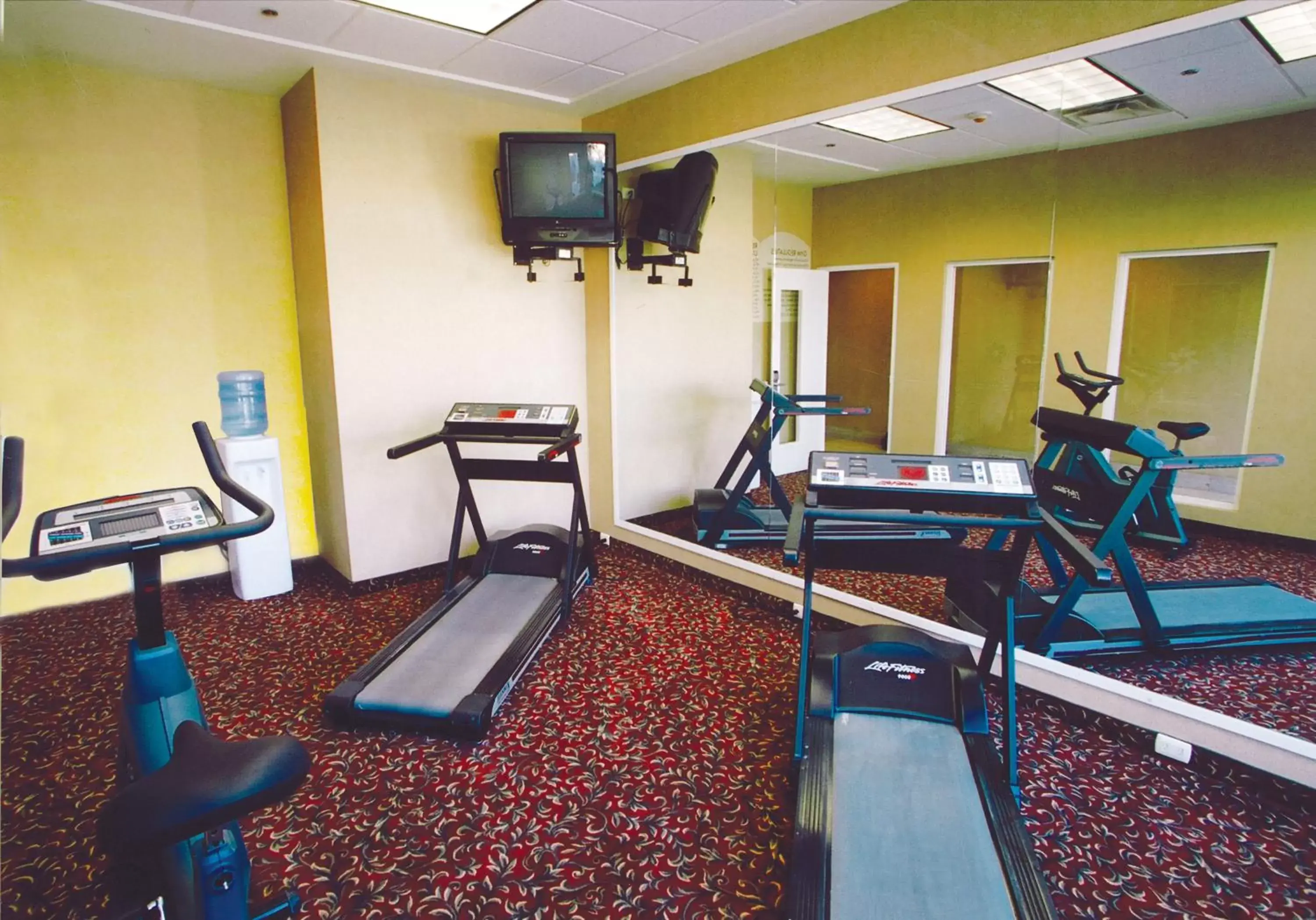 Fitness centre/facilities, Fitness Center/Facilities in Holiday Inn Reynosa Industrial Poniente, an IHG Hotel