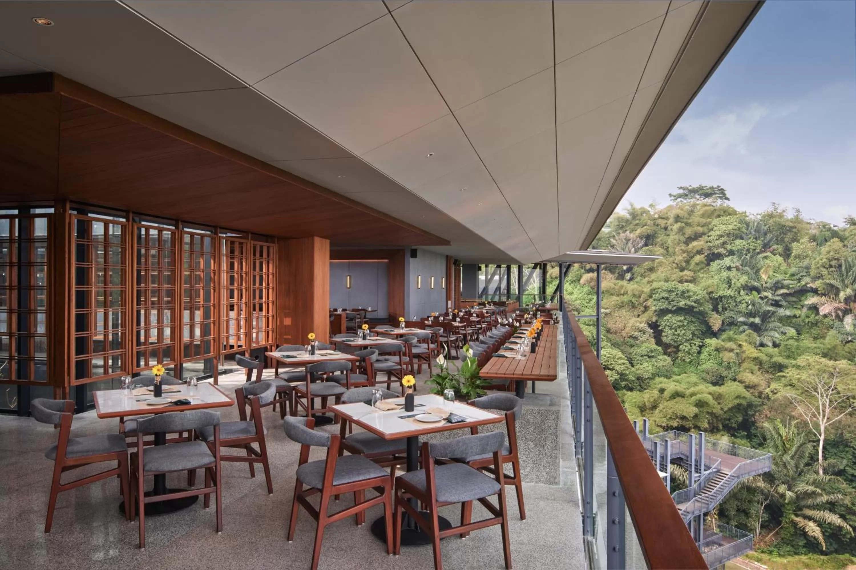 Restaurant/places to eat in The Gaia Hotel Bandung