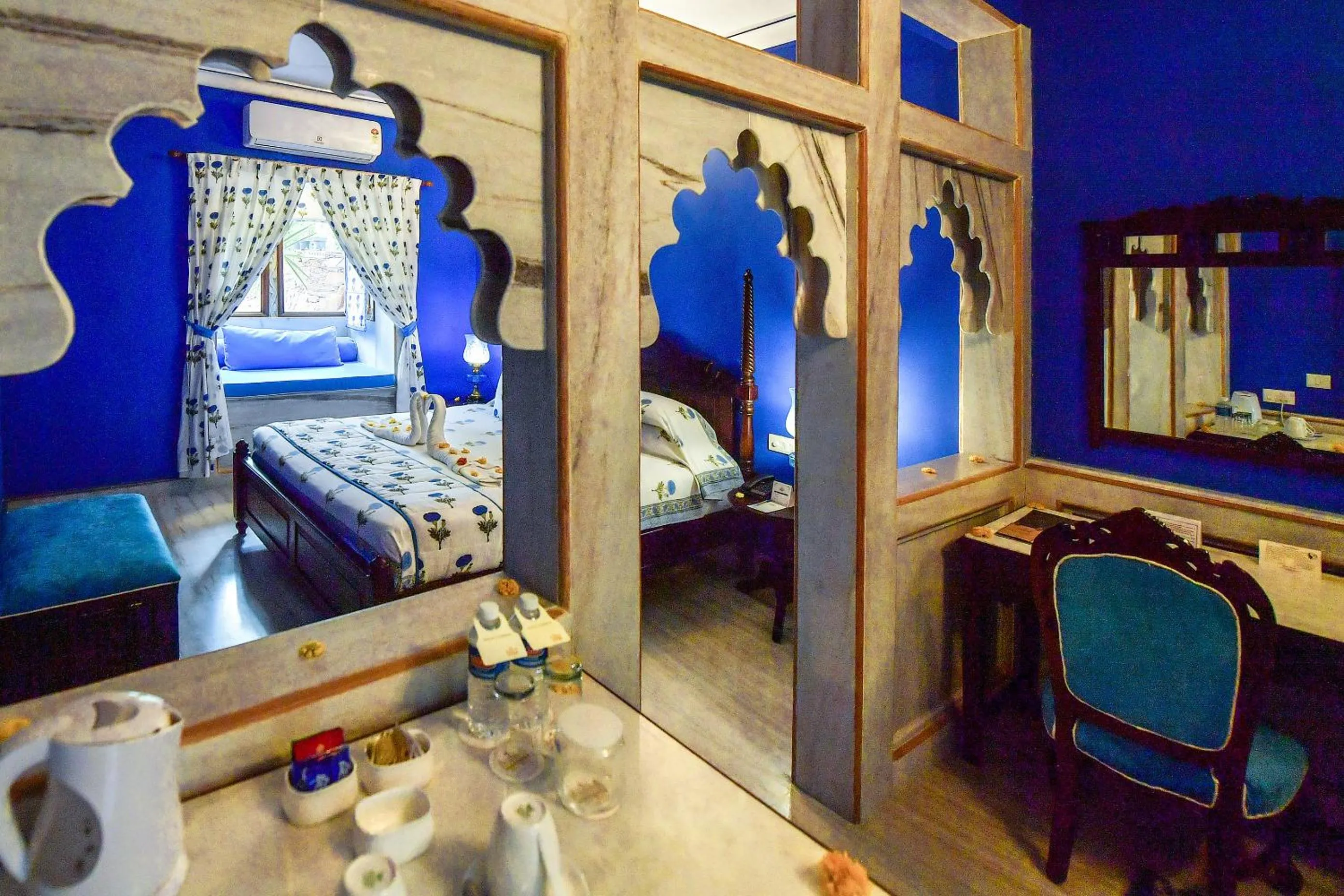 Bedroom, Bed in Hotel Udai Kothi