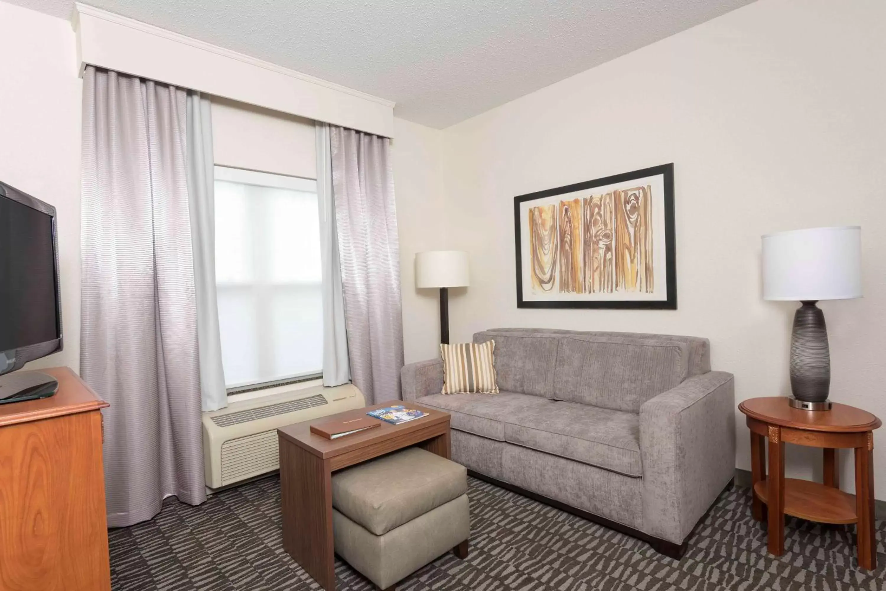 Bedroom, Seating Area in Homewood Suites by Hilton Indianapolis Airport / Plainfield