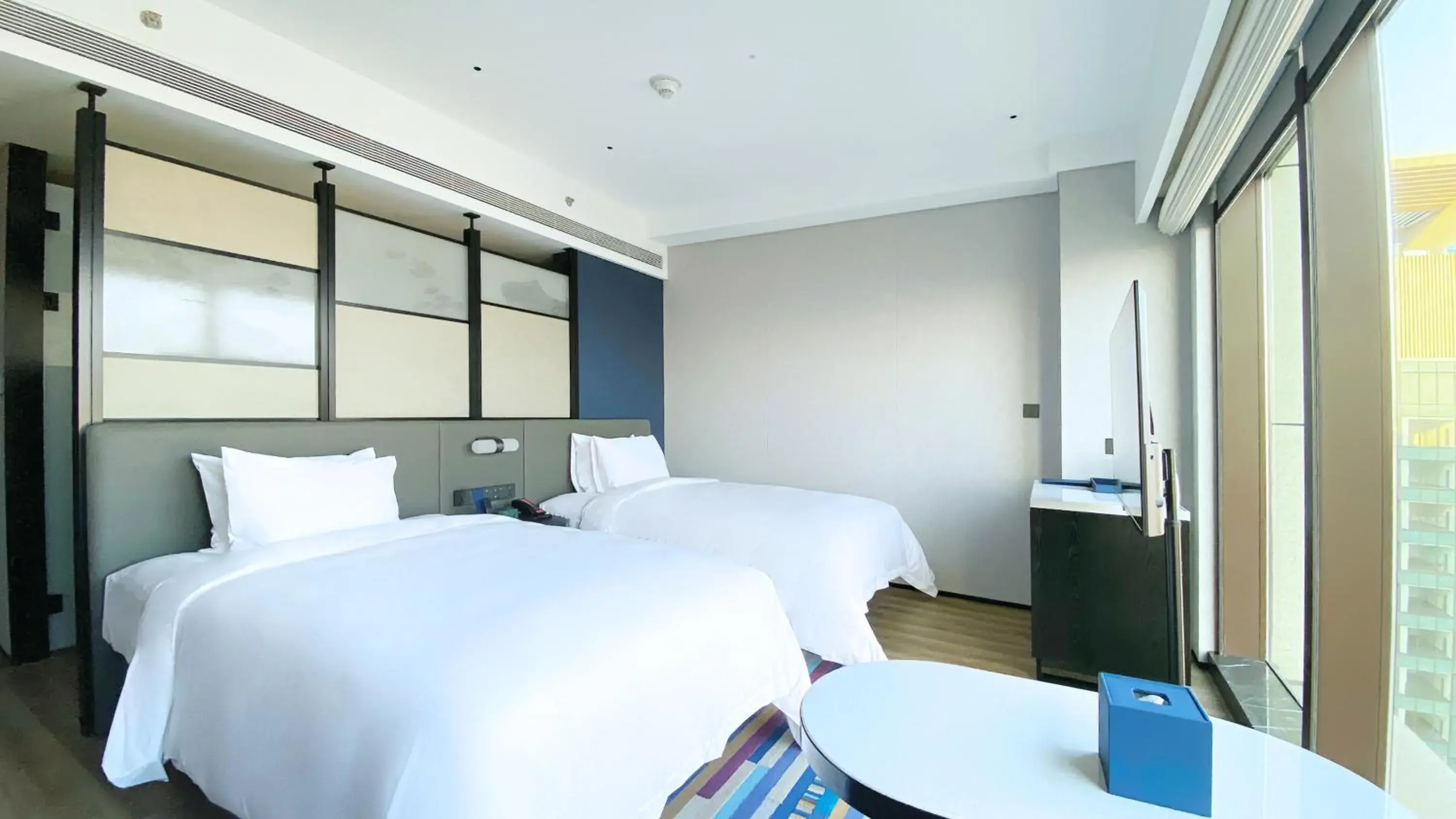 Bedroom, Bed in Aloft Yantai