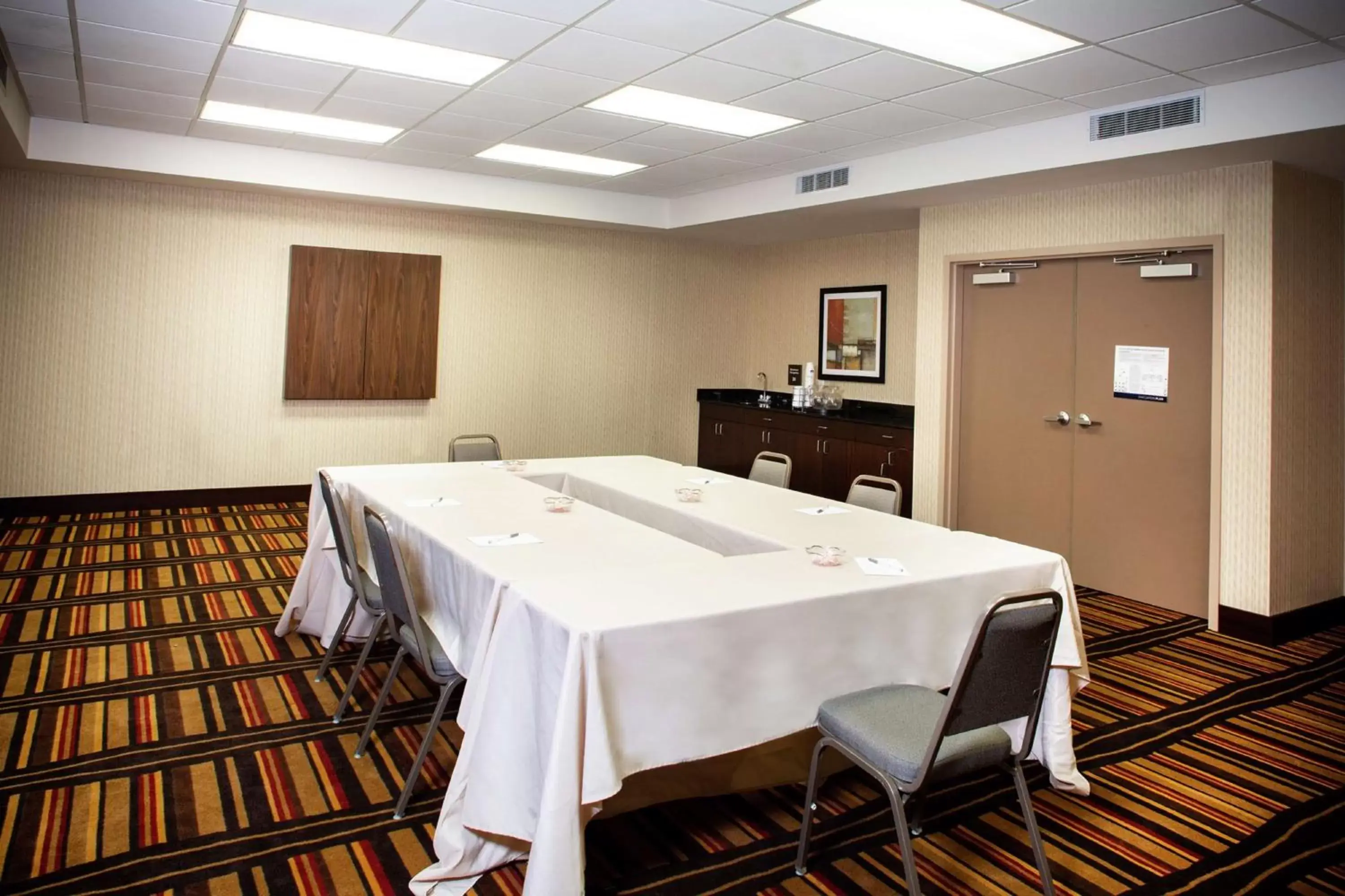 Meeting/conference room in Hampton Inn Limerick